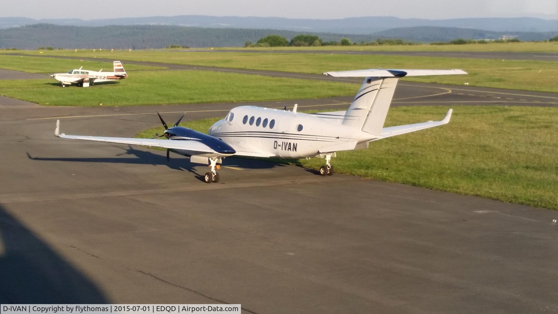 D-IVAN, 1999 Raytheon B200 King Air C/N BB-1662, D-IVAN Bayreuth Airport