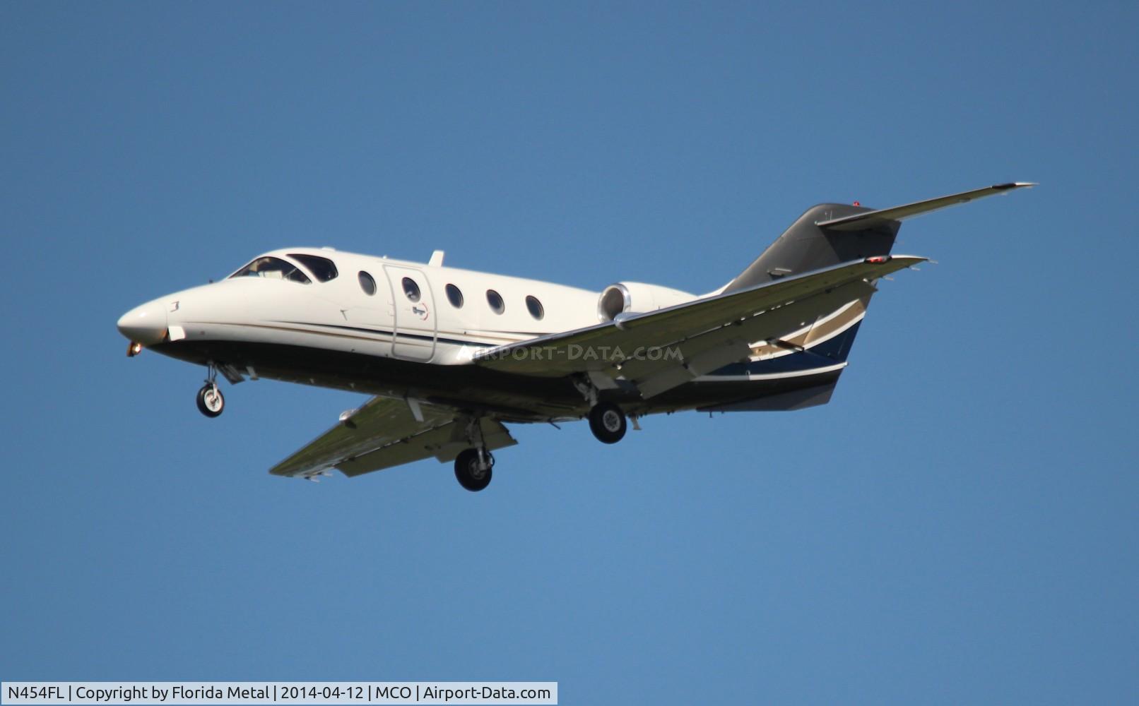 N454FL, 2001 Raytheon Beechjet 400A C/N RK-327, Flight Options