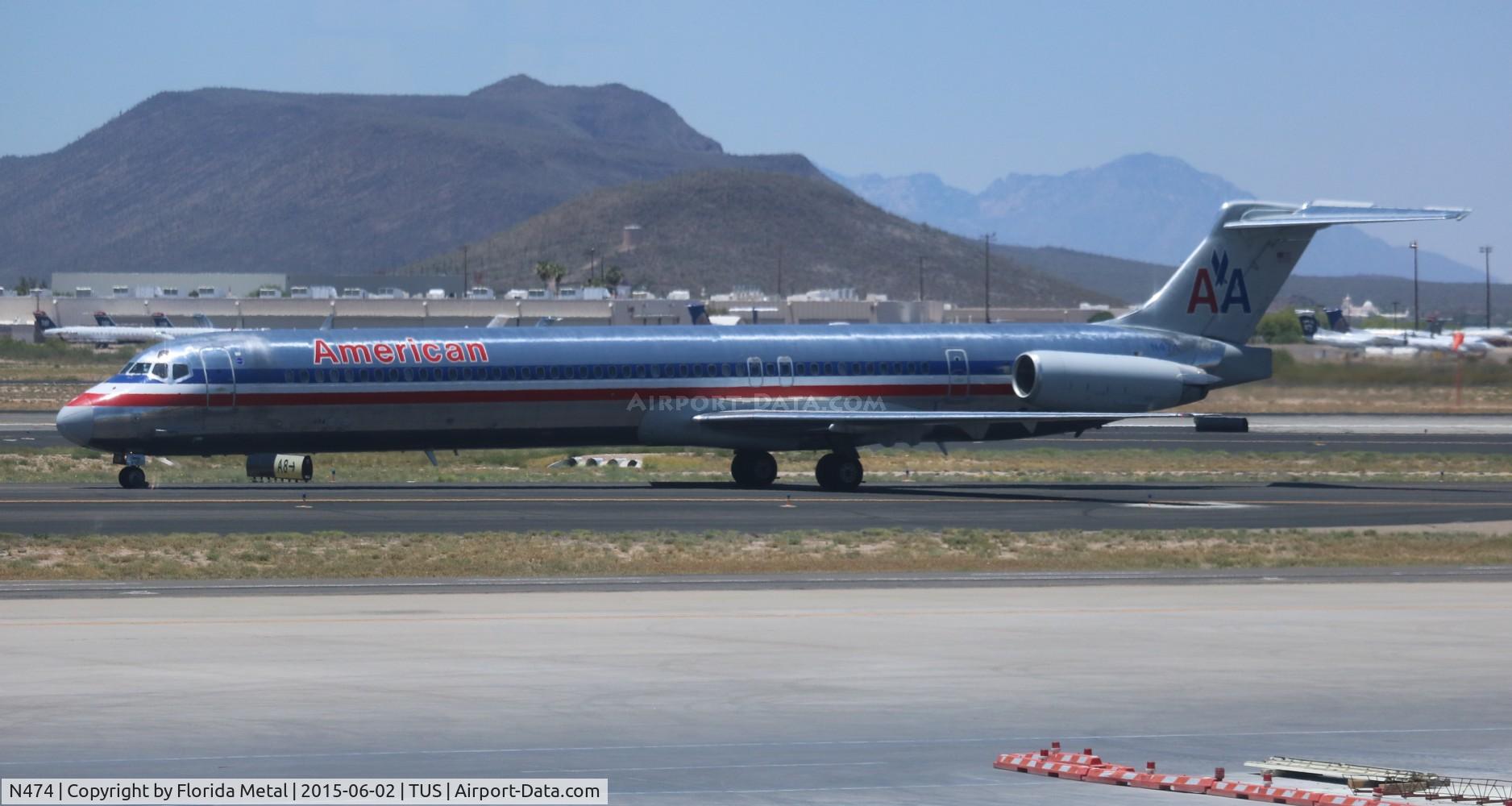 N474, 1988 McDonnell Douglas MD-82 (DC-9-82) C/N 49649, American MD-80 arriving to pick me up for my flight to DFW