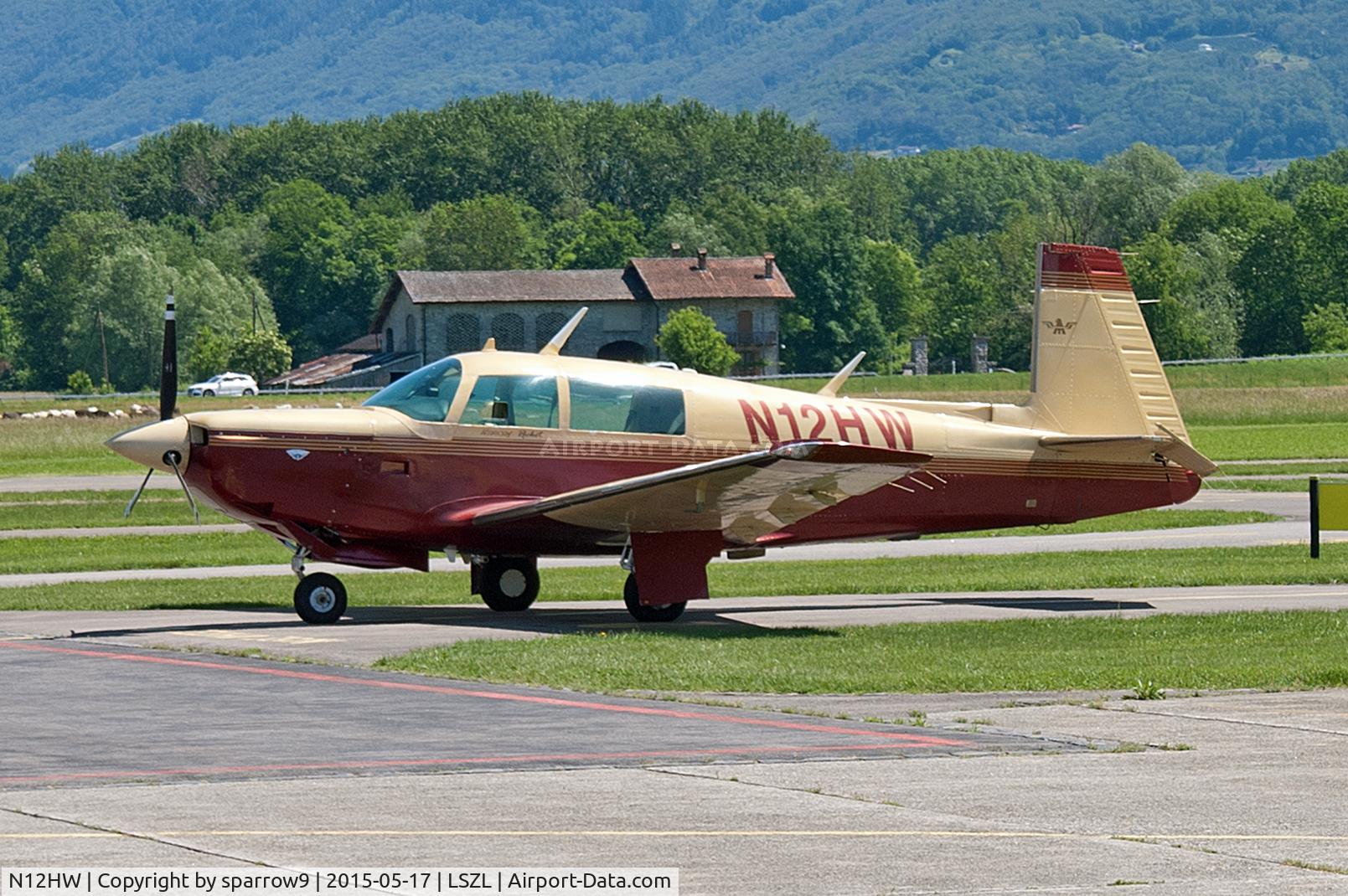 N12HW, 1981 Mooney M20K C/N 25-0557, A Mooney M20K with a Rocket-conversion: with a Continental TSIO-520-NB