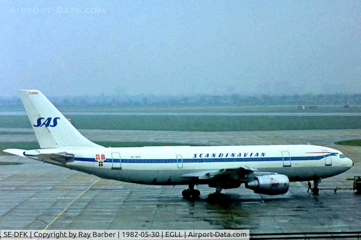 SE-DFK, 1979 Airbus A300B2-320 C/N 094, Airbus A300B4-120 [094] (SAS Scandinavian Airlines) Heathrow~G 30/05/1982. From a slde.