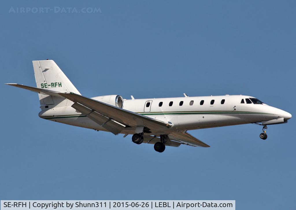 SE-RFH, 2006 Cessna 680 Citation Sovereign C/N 680-0059, Landing rwy 25R