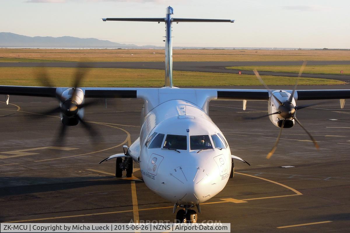 ZK-MCU, 2000 ATR 72-212A C/N 632, At Nelson