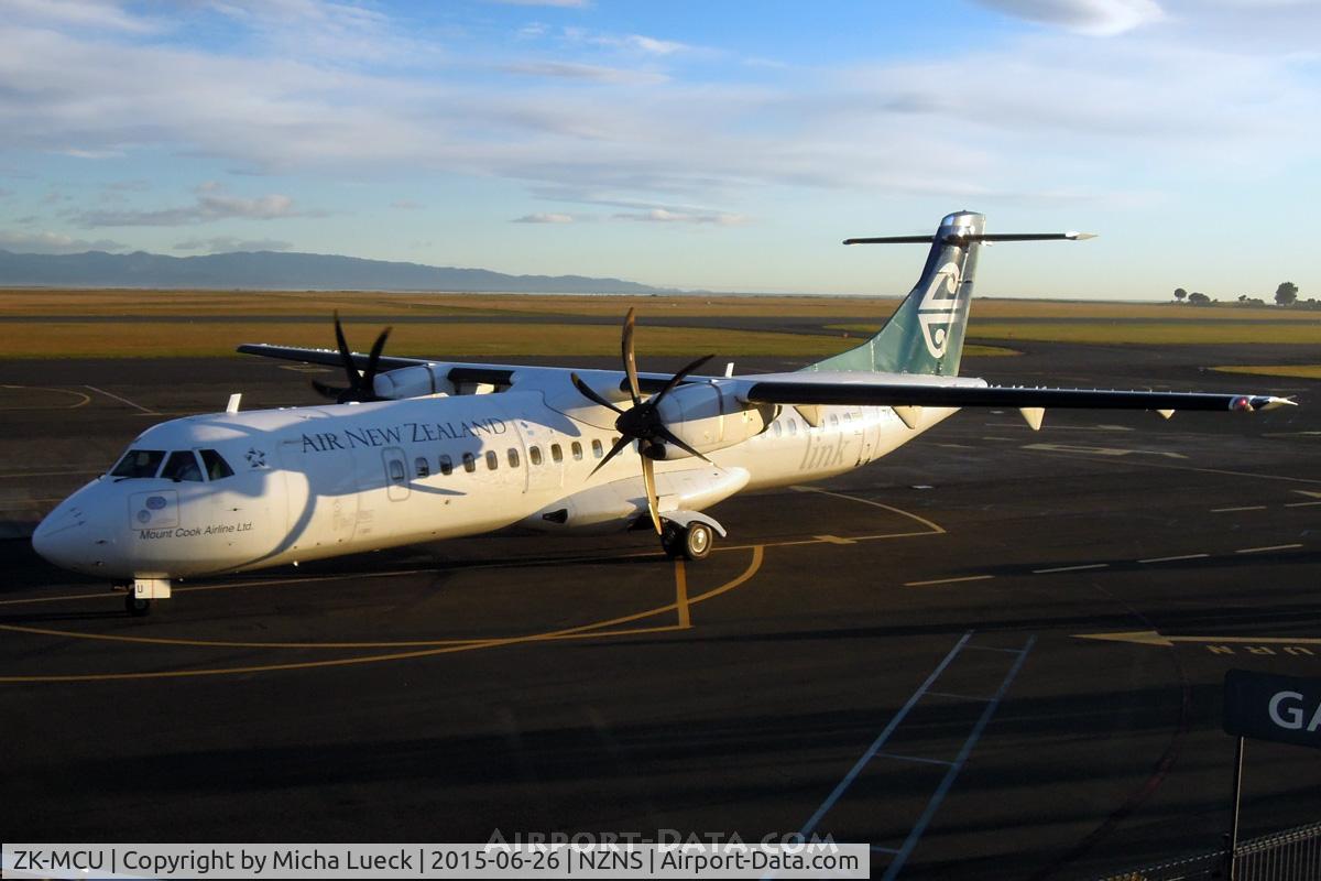 ZK-MCU, 2000 ATR 72-212A C/N 632, At Nelson