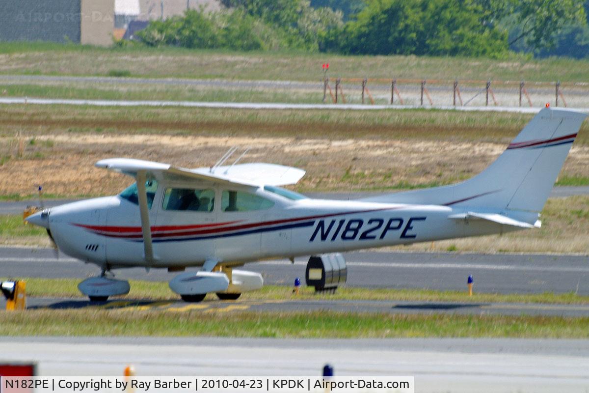 N182PE, 1977 Cessna 182Q Skylane C/N 18265584, Cessna 182Q Skylane [182-65584] Atlanta-Dekalb Peachtree~N 23/04/2010