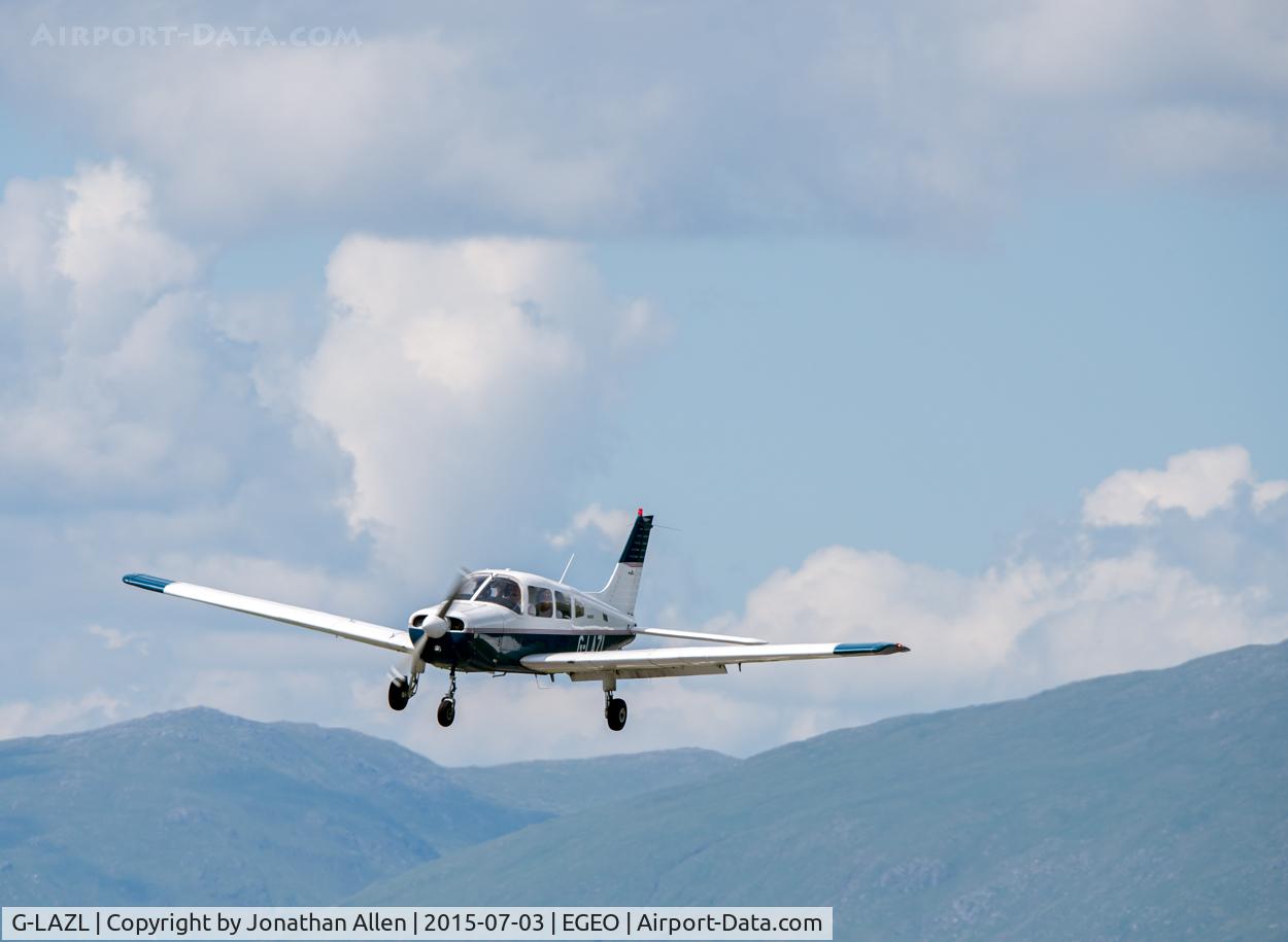 G-LAZL, 1981 Piper PA-28-161 Warrior II C/N 28-8116216, Approaching Runway 19 at Oban Airport.