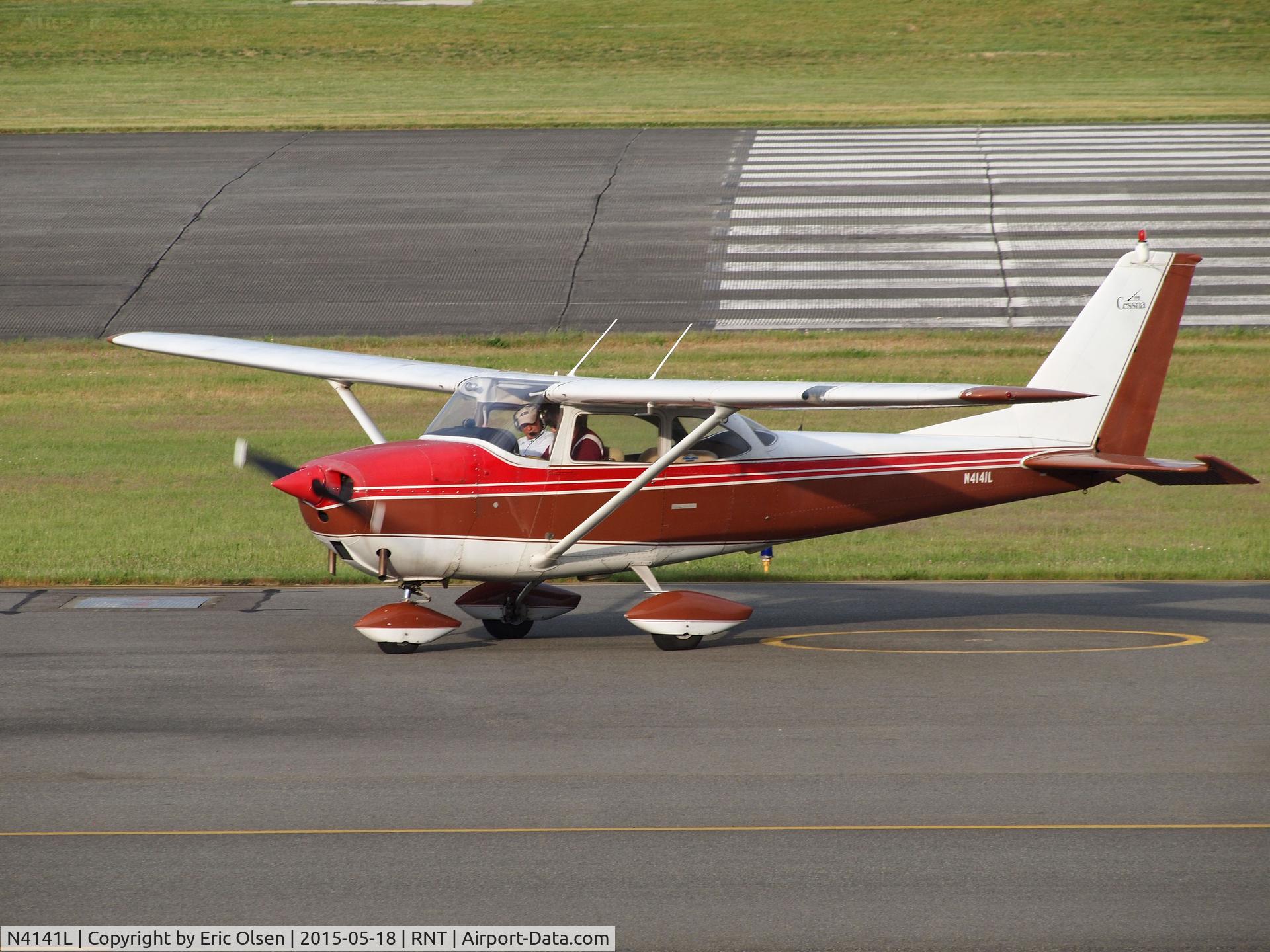 N4141L, 1966 Cessna 172G C/N 17254210, Cessna 172 at RNT.