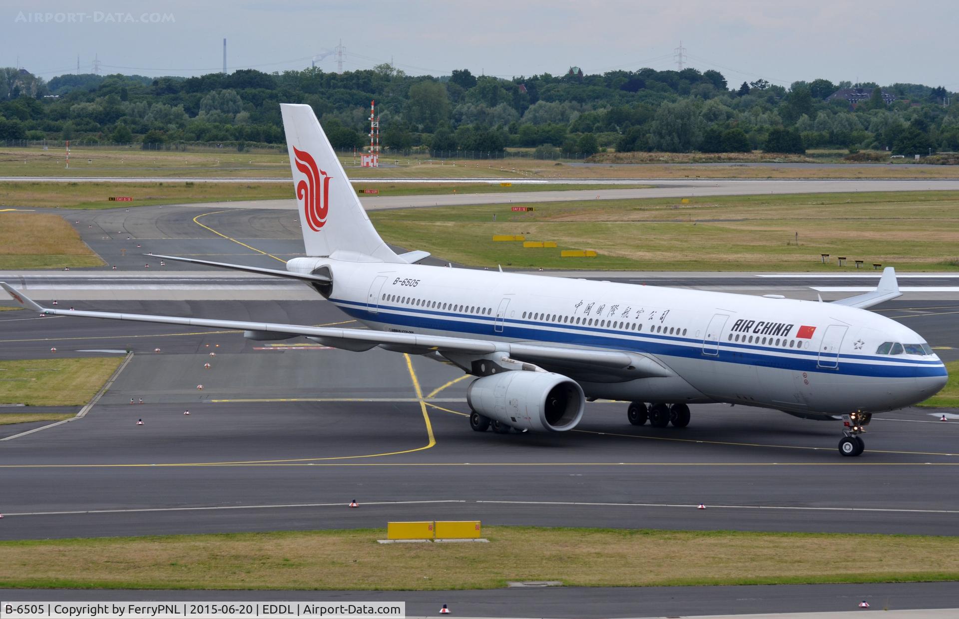 B-6505, 2008 Airbus A330-243 C/N 957, Air China A332 vacating the runway in DUS