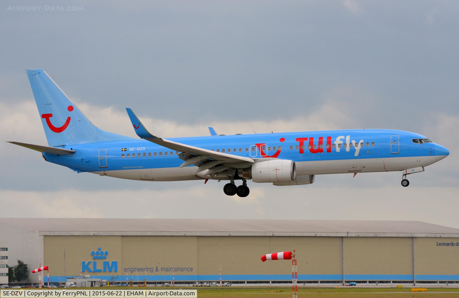 SE-DZV, 2003 Boeing 737-804 C/N 32904, Tuifly Nordic B738 operating a flight on behalf of Arkefly.