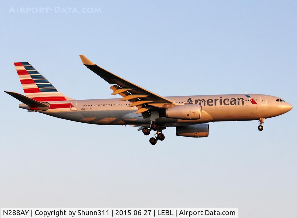 N288AY, 2013 Airbus A330-243 C/N 1441, Landing rwy 02 in new American Airlines c/s
