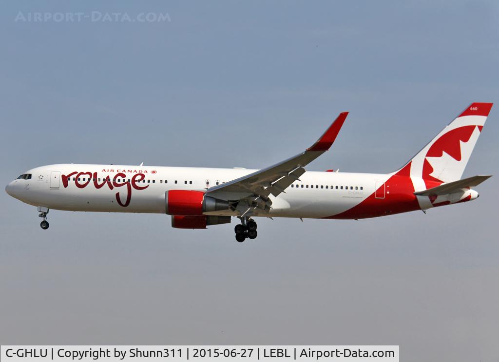 C-GHLU, 2001 Boeing 767-333 C/N 30851, Landing rwy 25R