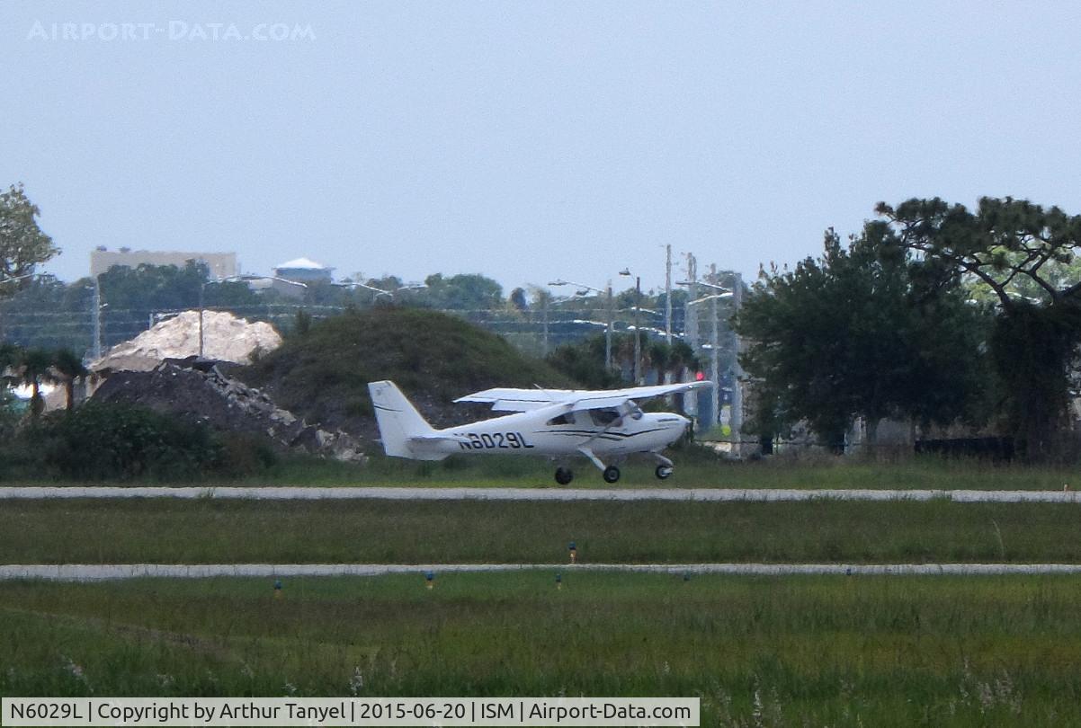 N6029L, Cessna 162 Skycatcher C/N 16200150, Landing @ ISM