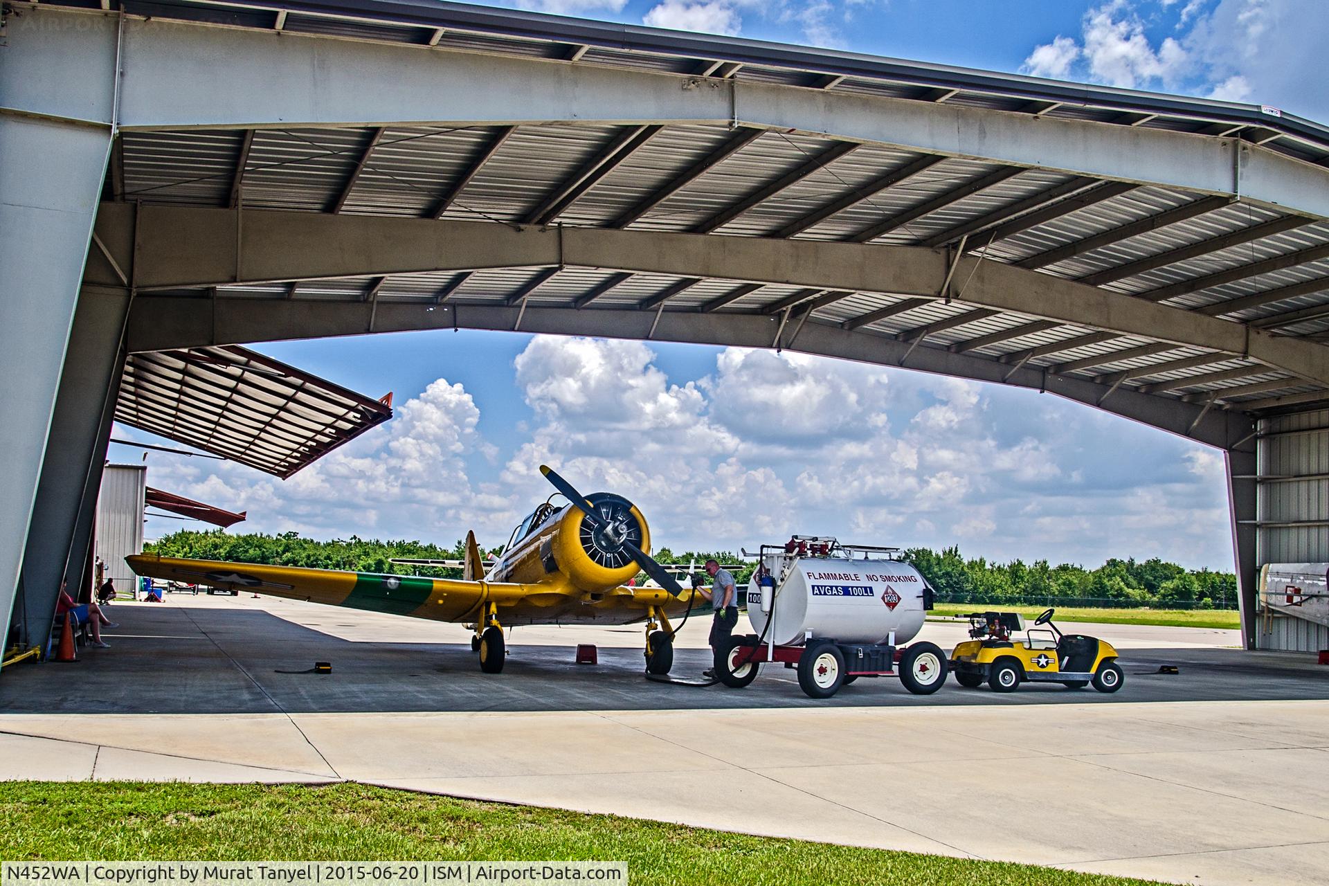 N452WA, 1945 North American SNJ-6 Texan C/N 121-43137, Being fueled