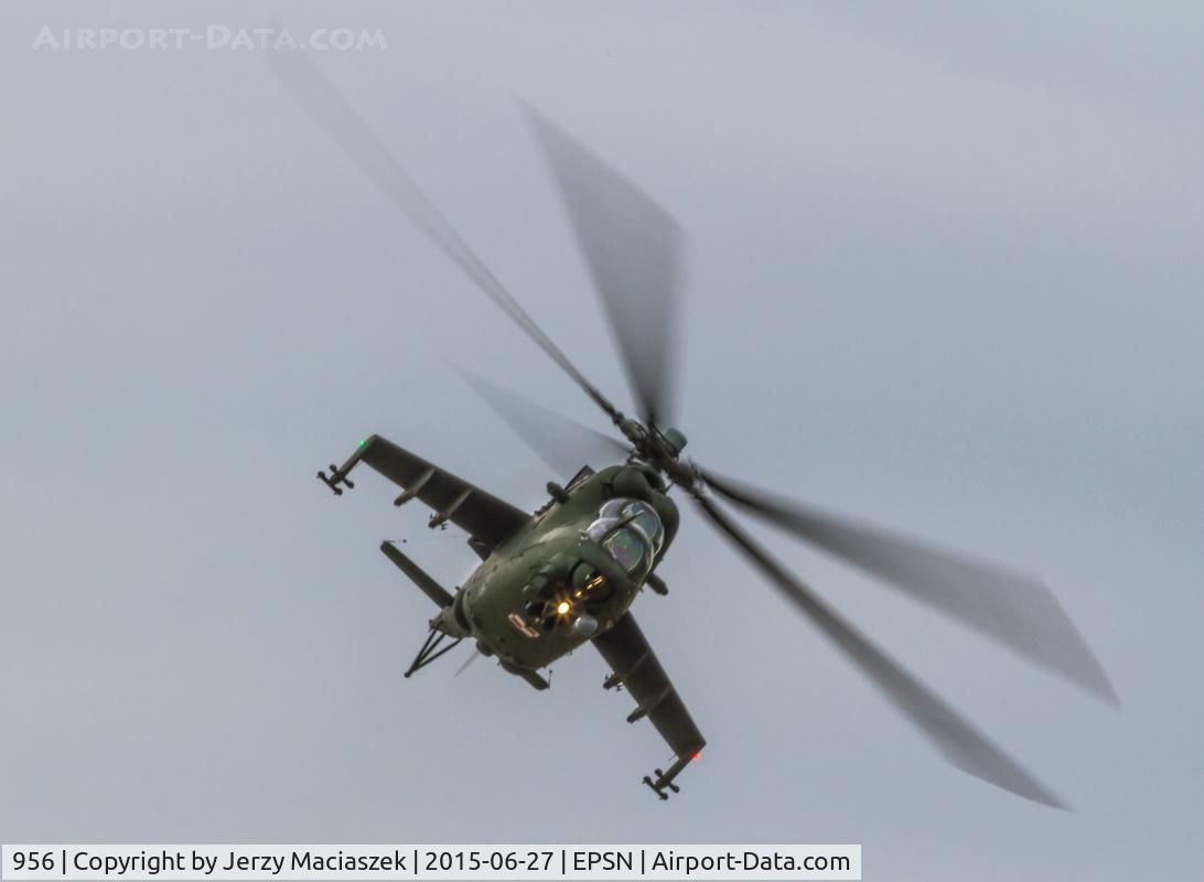 956, Mil Mi-24D Hind D C/N 340956, Mi-24D „Hind-D