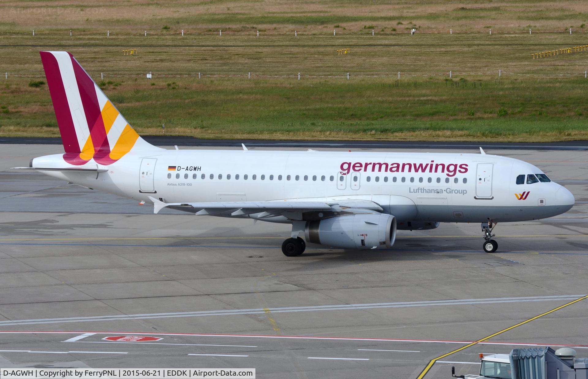 D-AGWH, 2007 Airbus A319-132 C/N 3352, Germanwings A319 taxying out.