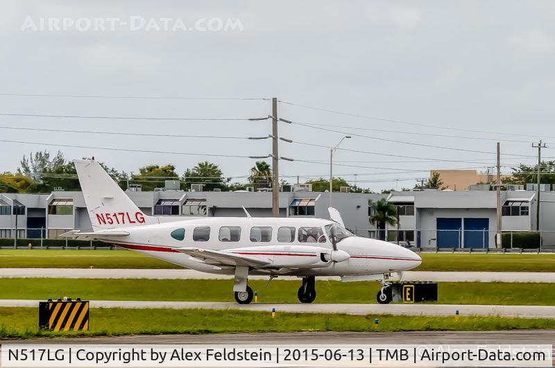 N517LG, Piper PA-31-350 Navajo Chieftain C/N 31-7952135, Tamiami