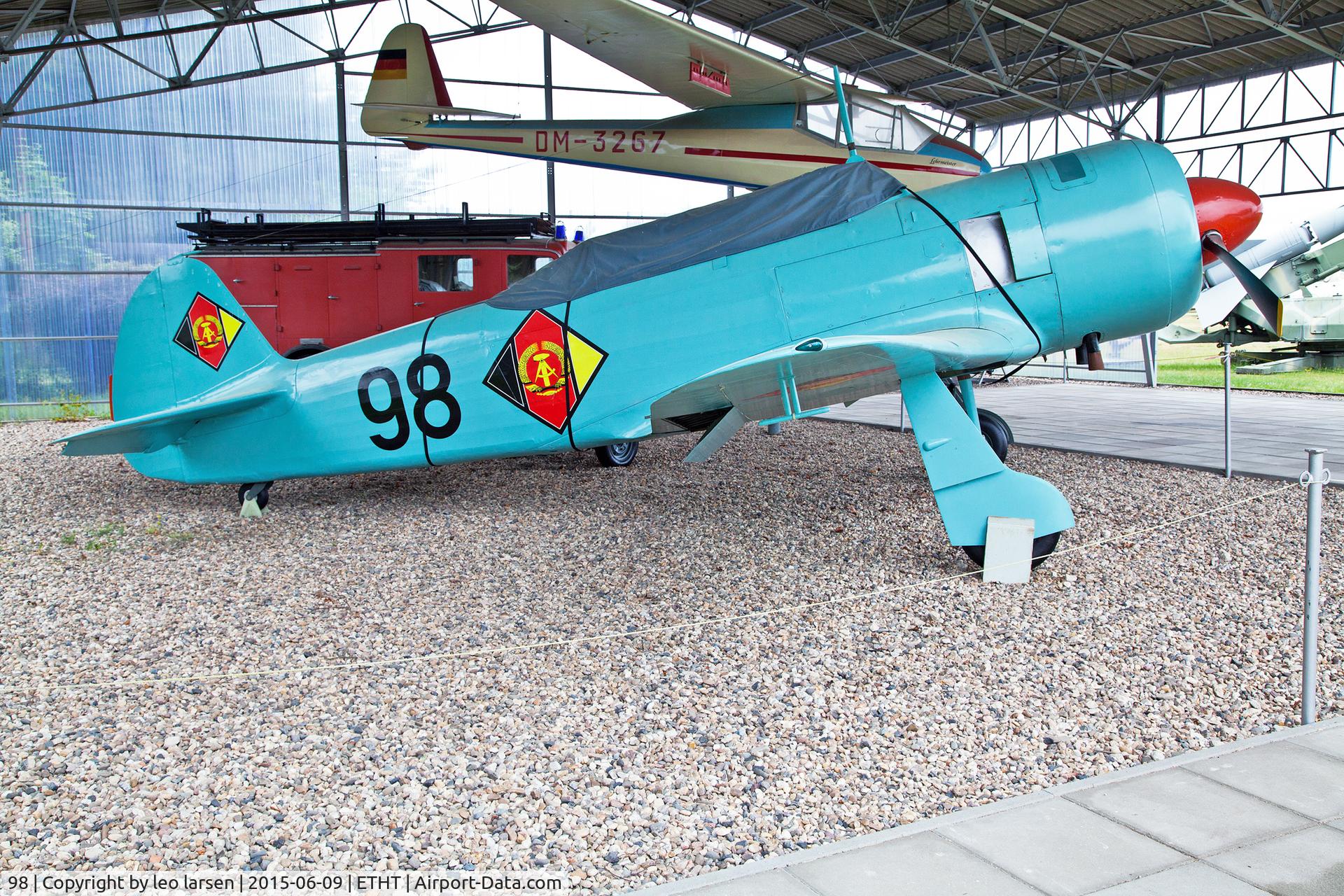98, 1955 Let C-11 (Yak-11) C/N 68210, Flugplatzmuseum Cottbus 9.6.15