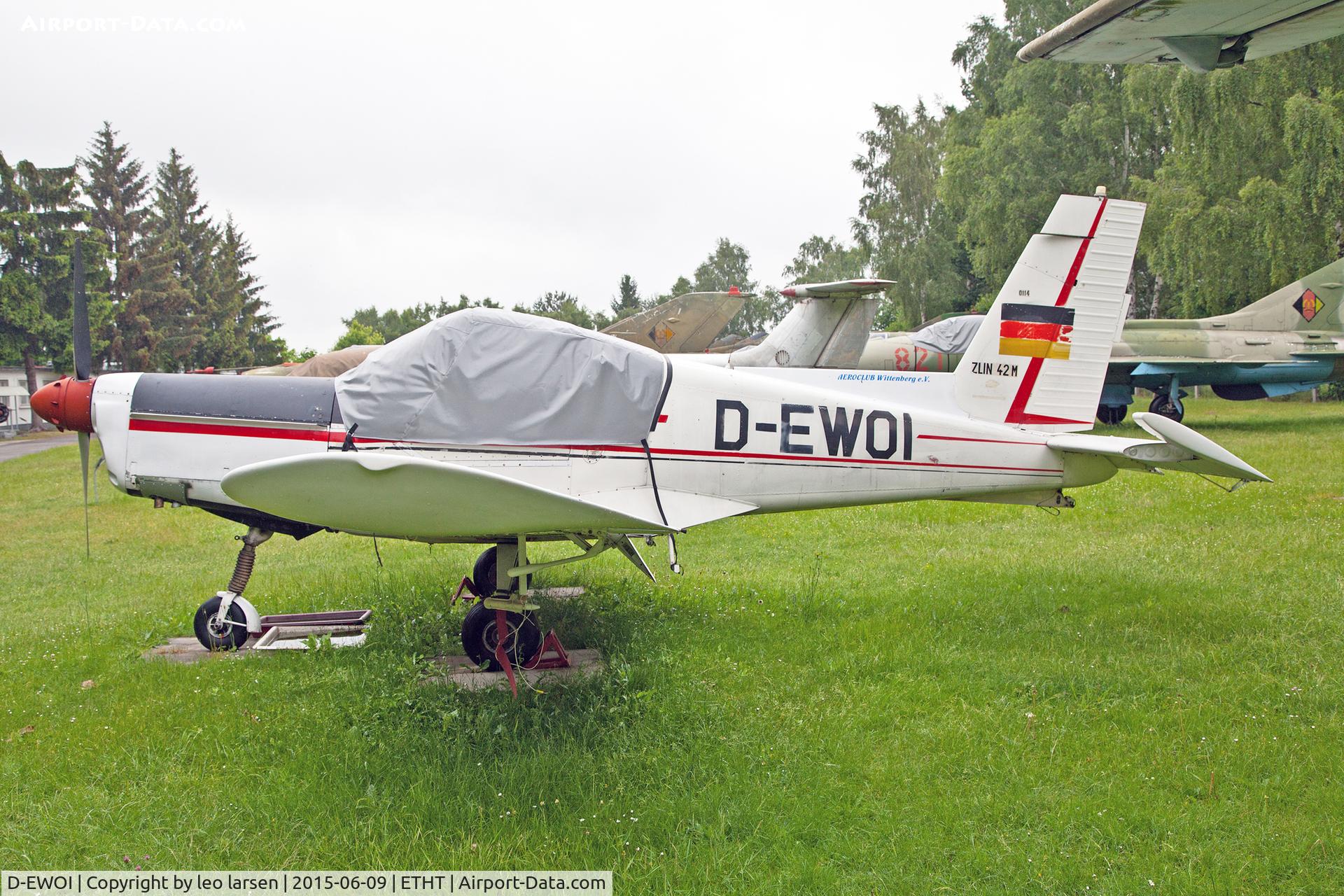D-EWOI, 1977 Zlin Z-42M C/N 0114/04, Flugplatzmuseum Cottbus 9.6.15