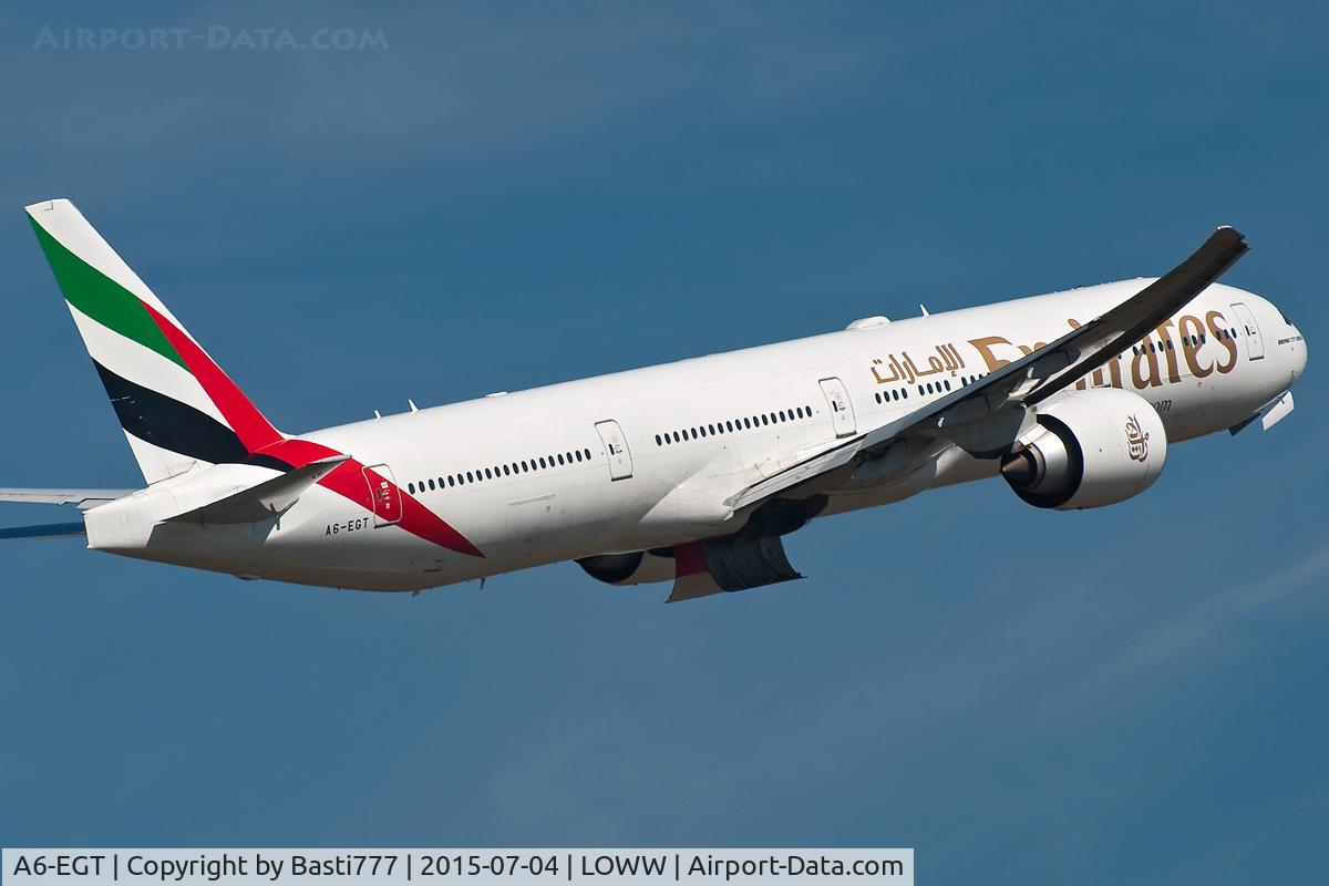 A6-EGT, 2012 Boeing 777-31H/ER C/N 35600, A6-EGT@VIE