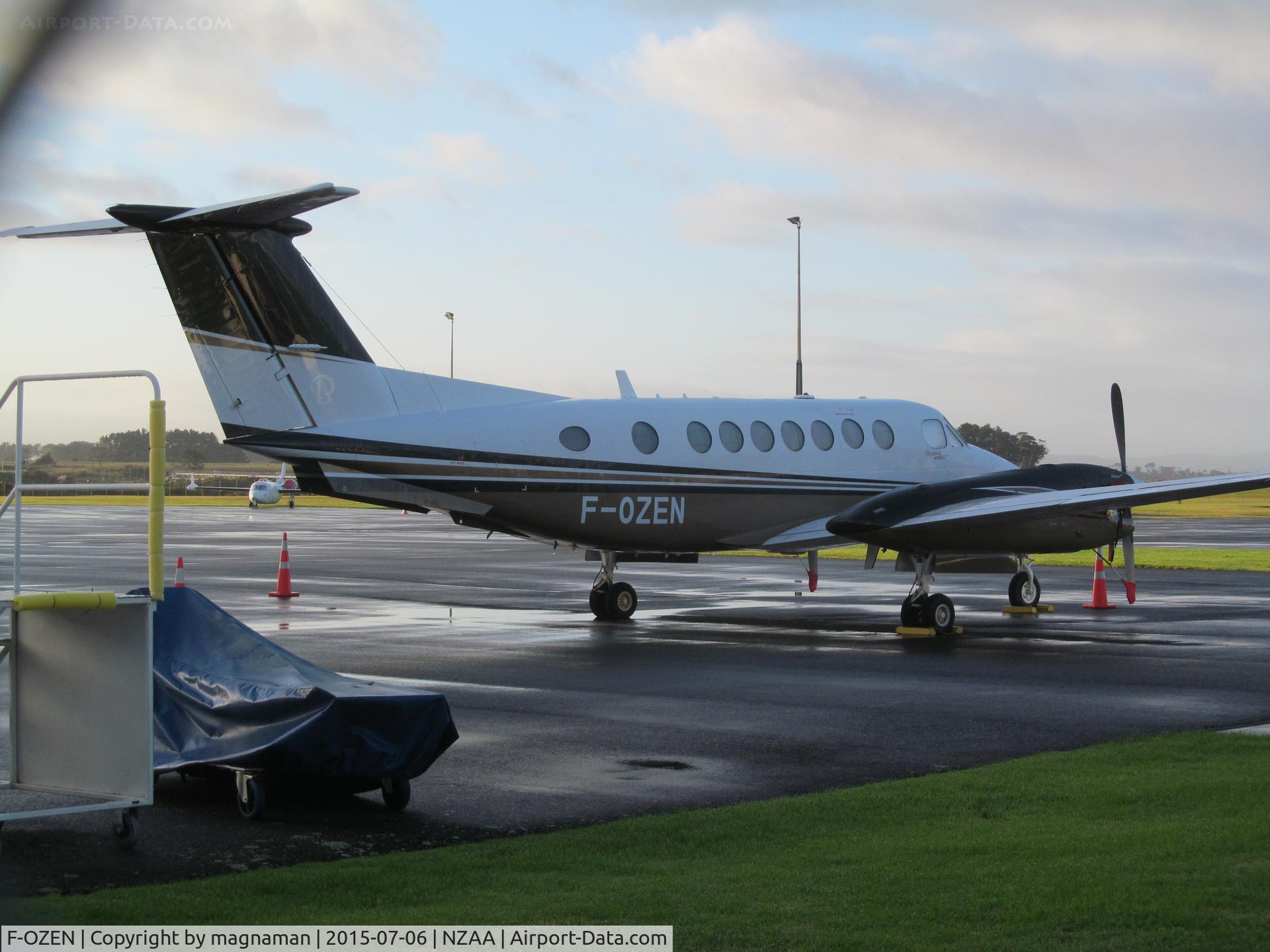 F-OZEN, 2007 Beechcraft King Air 300 C/N FL-525, At AKL after arriving from Noumea yesterday