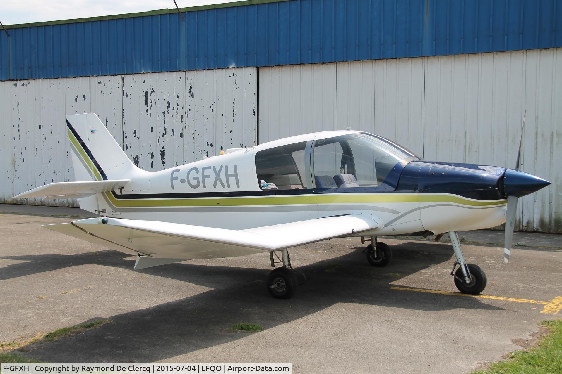F-GFXH, Robin DR-400-120 C/N 1757, Festival de l'air at Bondues.