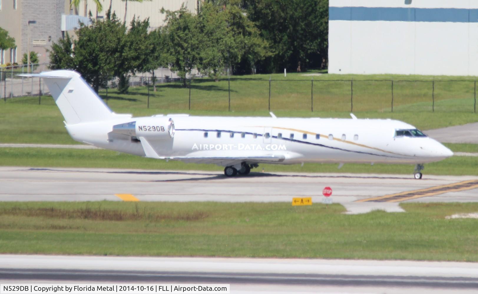 N529DB, Canadair CRJ-100SE (CL-600-2B19) C/N 7152, Challenger 850