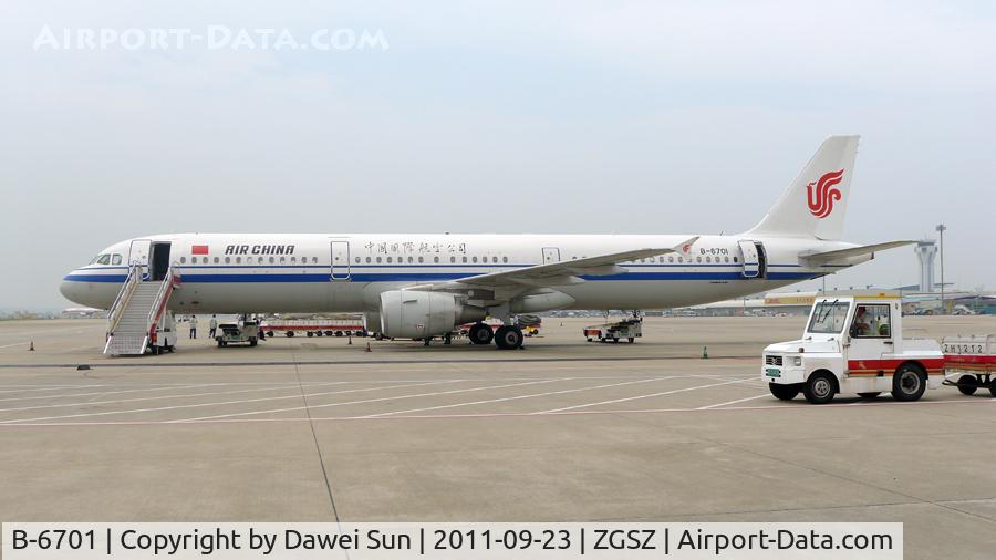 B-6701, 2010 Airbus A321-213 C/N 4472, B-6701