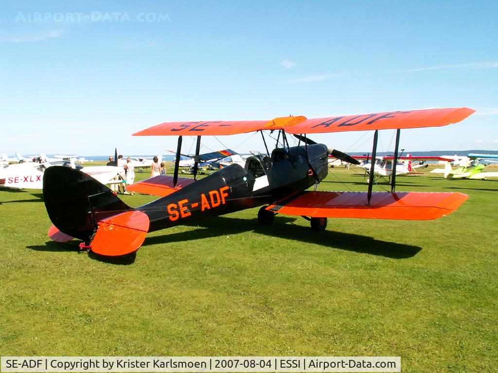 SE-ADF, 1932 De Havilland DH-82 Tiger Moth C/N 3113, Very Nice!