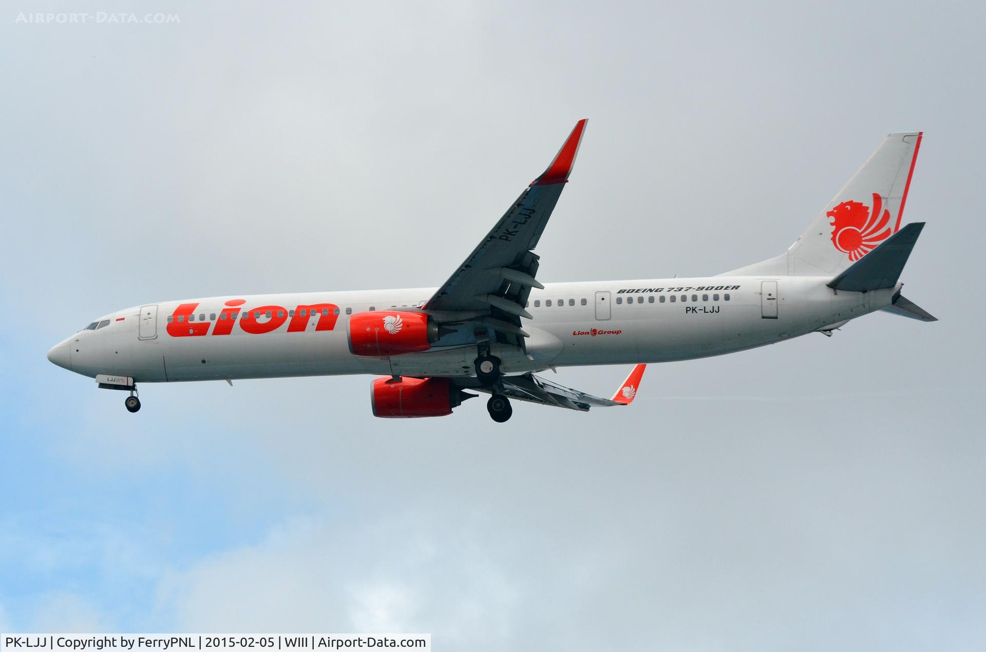 PK-LJJ, 2012 Boeing 737-9GP/ER C/N 37289, Lion Air B739 arriving