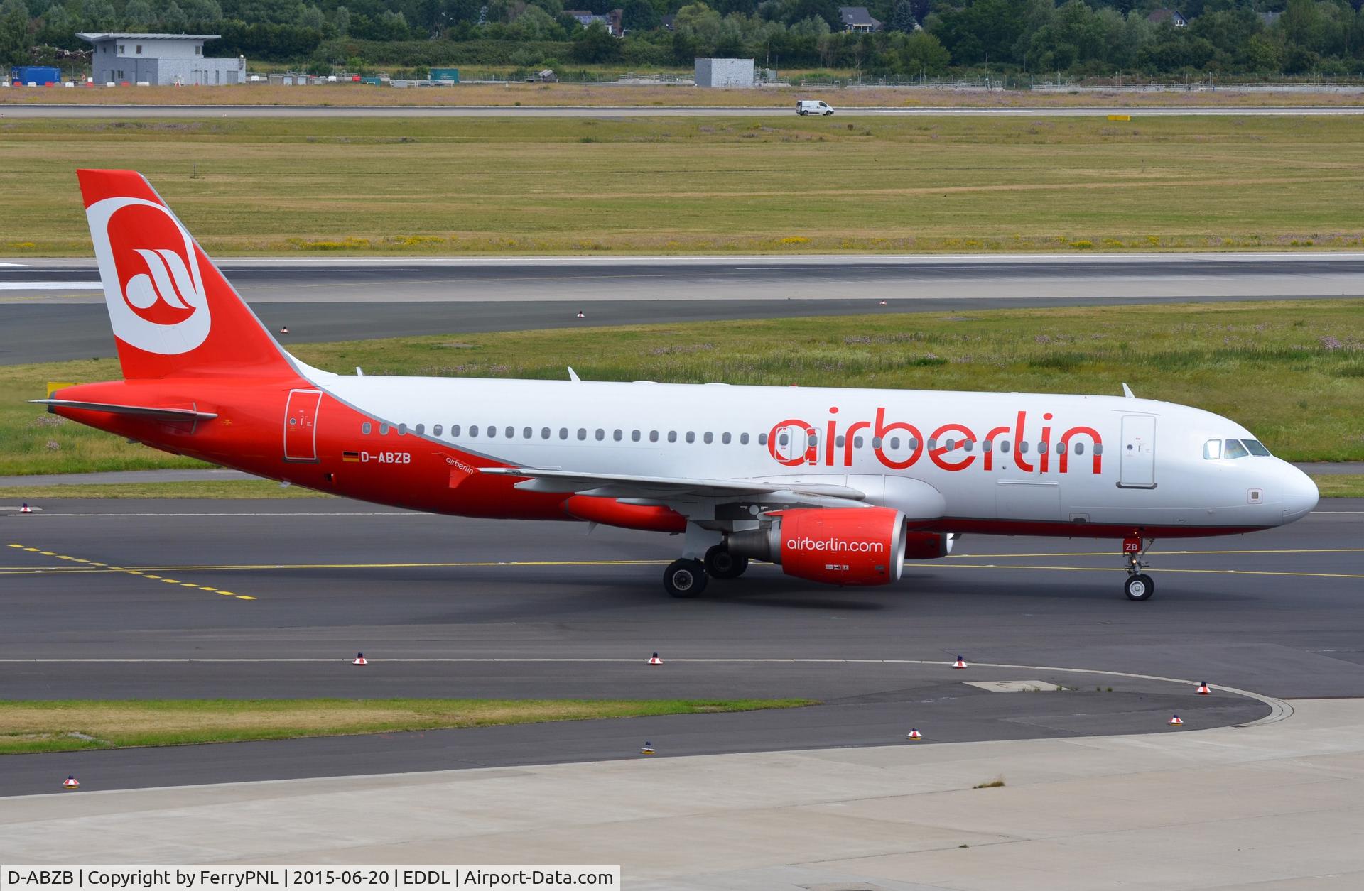 D-ABZB, 2008 Airbus A320-216 C/N 3515, Ex Air One (EI-DSS) A320 now operating for Air Berlin.