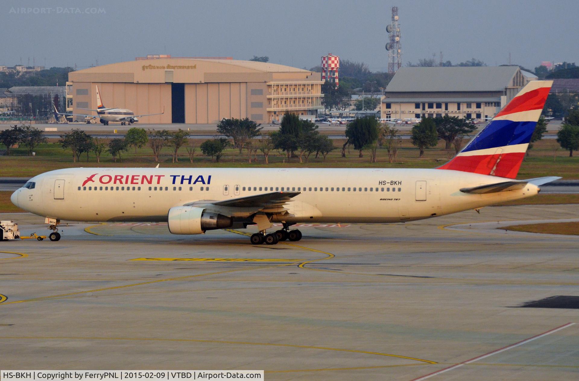 HS-BKH, Boeing 767-346 C/N 23966, Orient Thai B763 pulled to its gate in DMK.