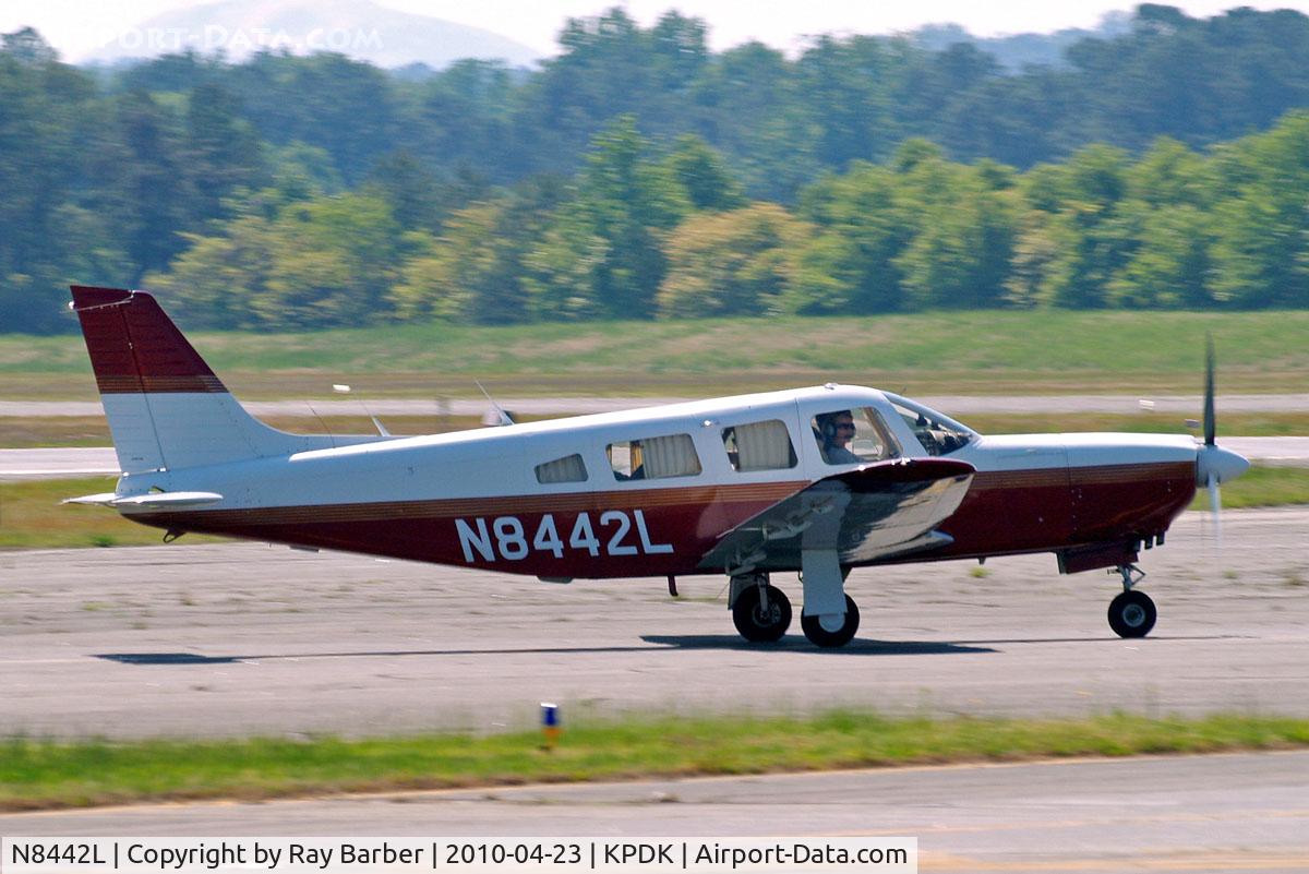 N8442L, 1981 Piper PA-32R-301 C/N 32R-8113117, Piper PA-32R-301 Saratoga SP [32R-8113117] Atlanta-Dekalb Peachtree~N 23/04/2010