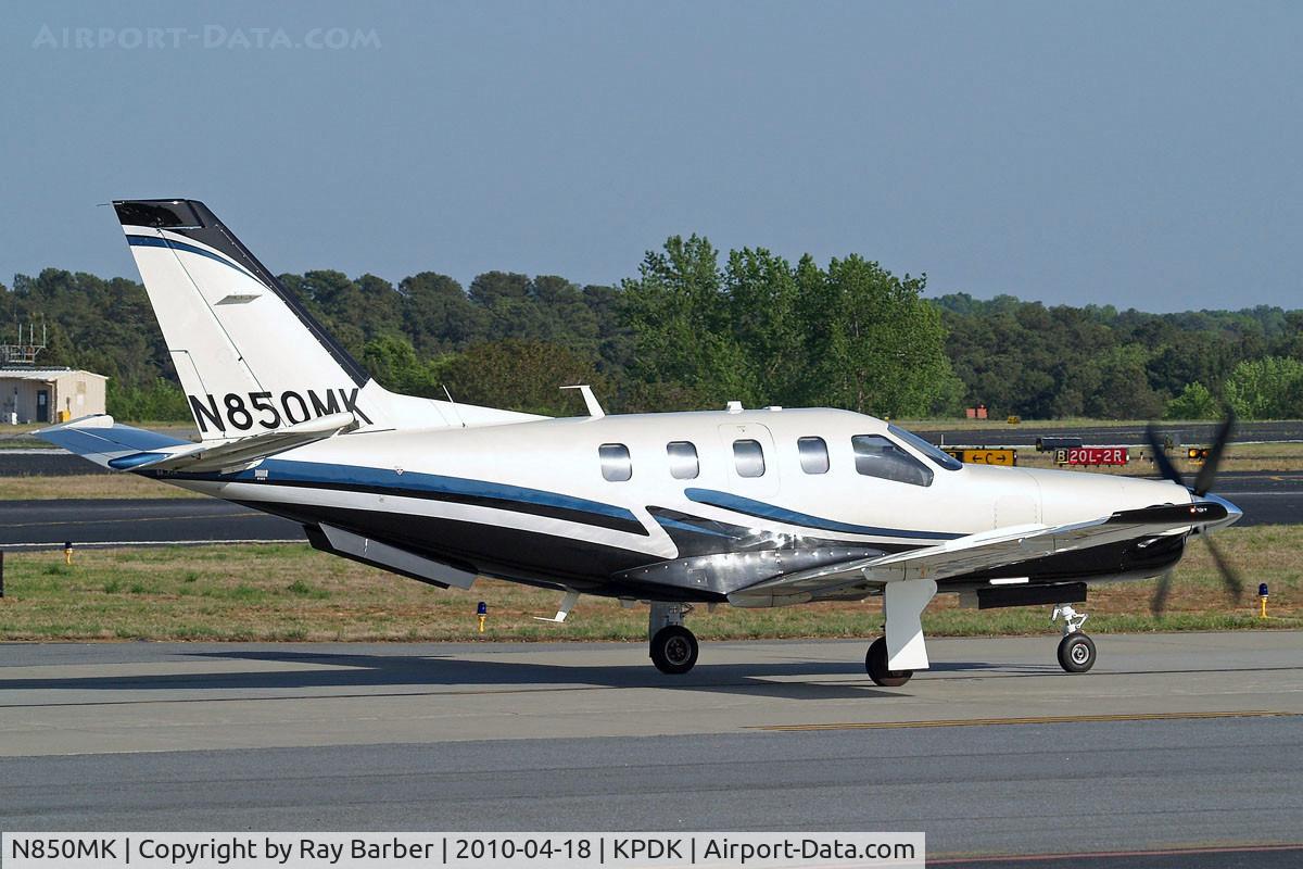 N850MK, 2007 Socata TBM-700 C/N 403, Socata TBM850 [403] Atlanta-Dekalb Peachtree~N 18/04/2010