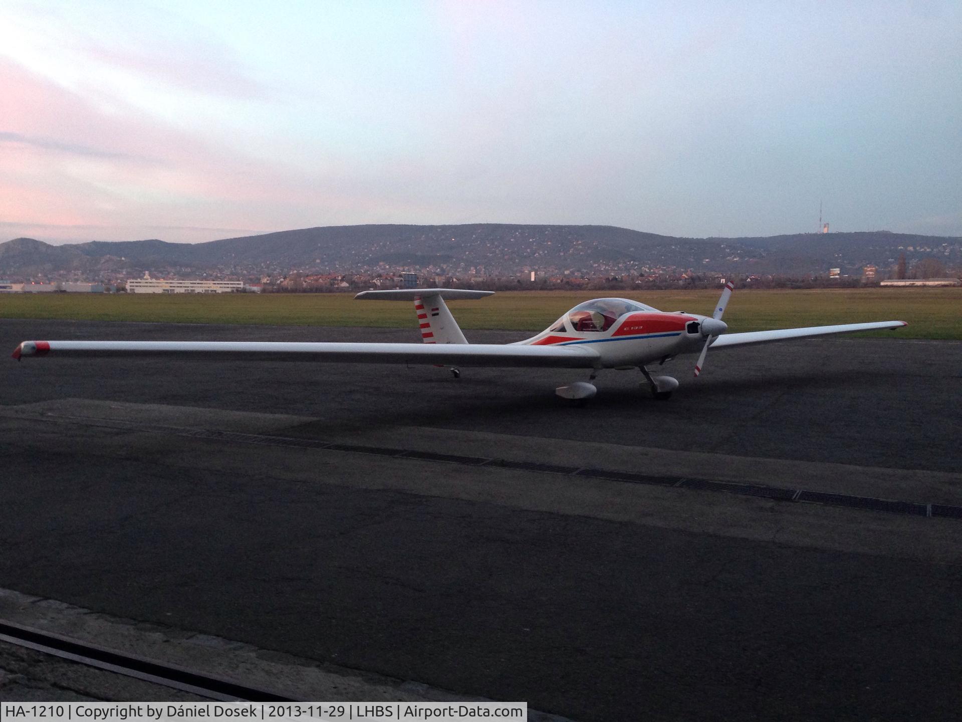 HA-1210, 1981 Grob G-109A C/N 6041, Grob-109