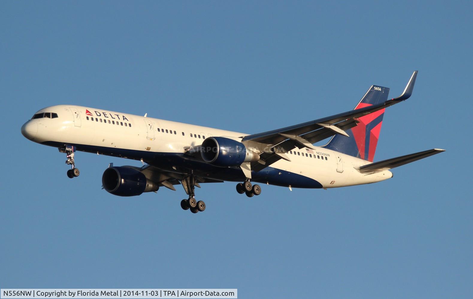 N556NW, 2002 Boeing 757-251 C/N 33392, Delta