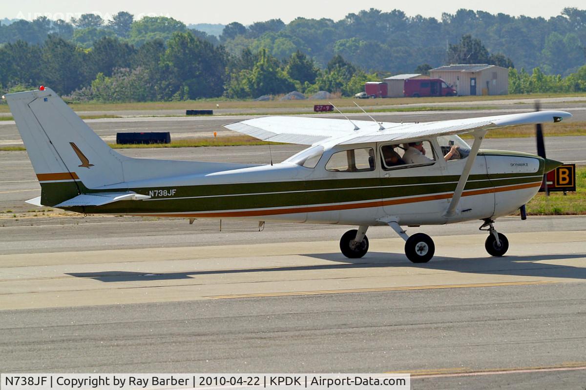 N738JF, 1977 Cessna 172N C/N 17270008, Cessna 172N Skyhawk [172-70008] Atlanta-Dekalb Peachtree~N 22/04/2010