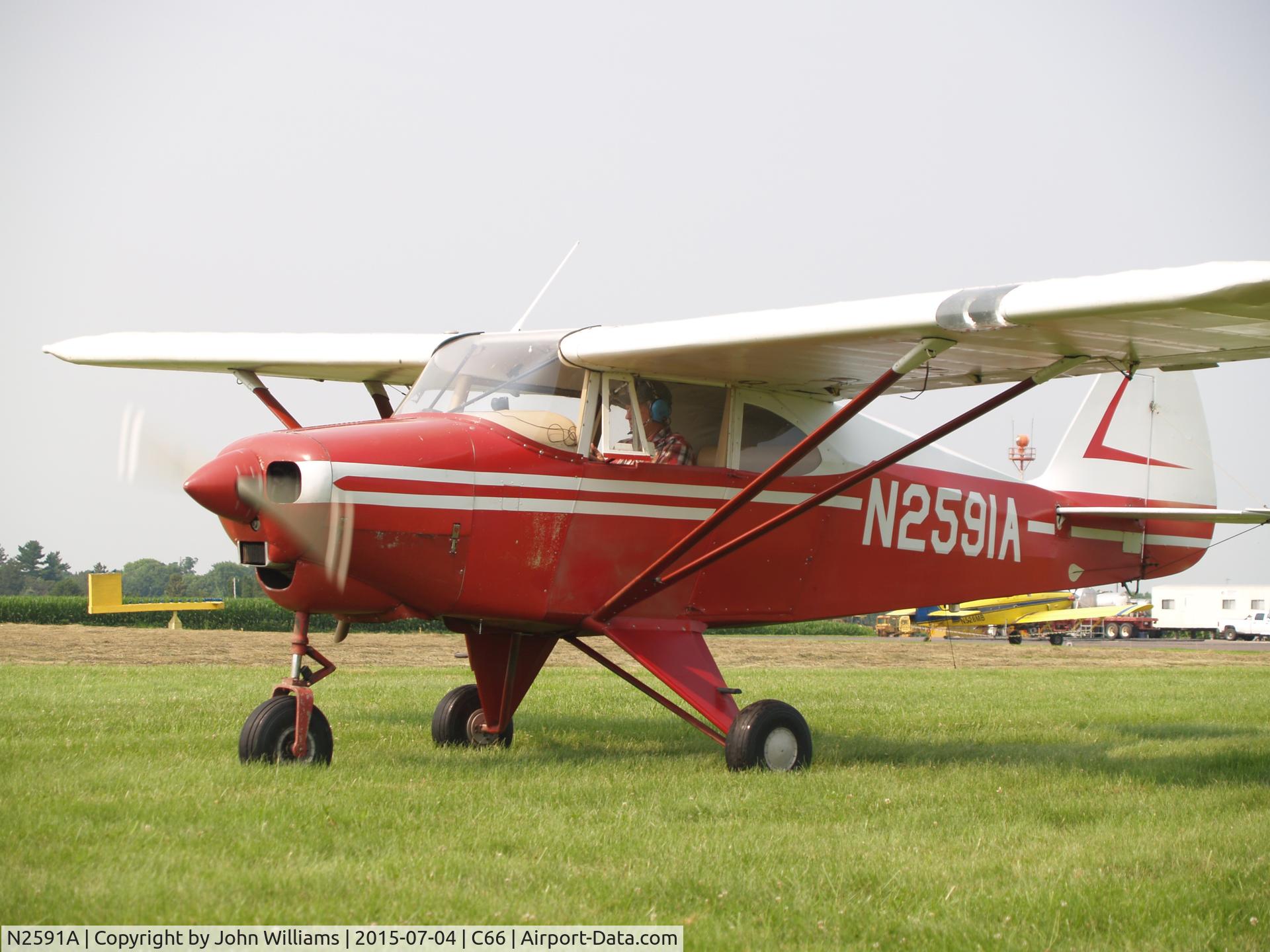 N2591A, 1952 Piper PA-22-135 Tri-Pacer C/N 22-876, Monmouth, IL July 4th fly-in, 2015.