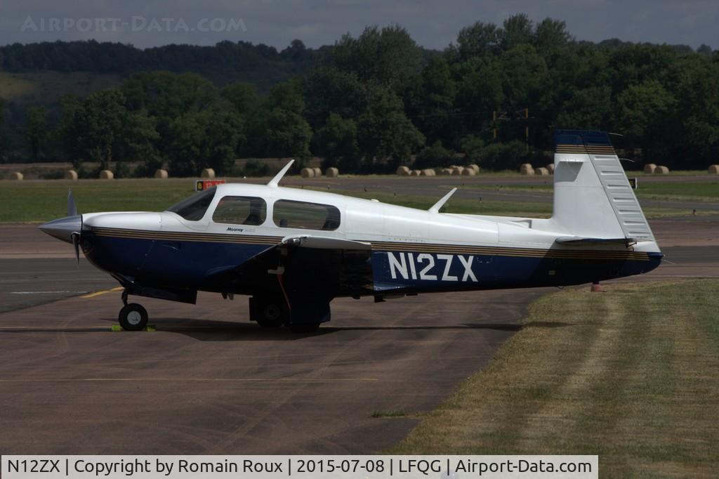 N12ZX, 1991 Mooney M20J 201 C/N 24-3227, Parked