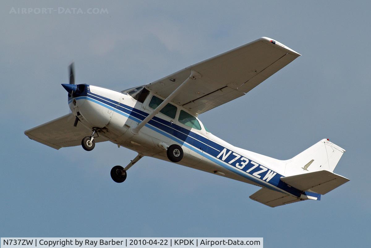 N737ZW, 1977 Cessna 172N C/N 17269811, Cessna 172N Skyhawk [172-69811] Atlanta-Dekalb Peachtree~N 22/04/2010