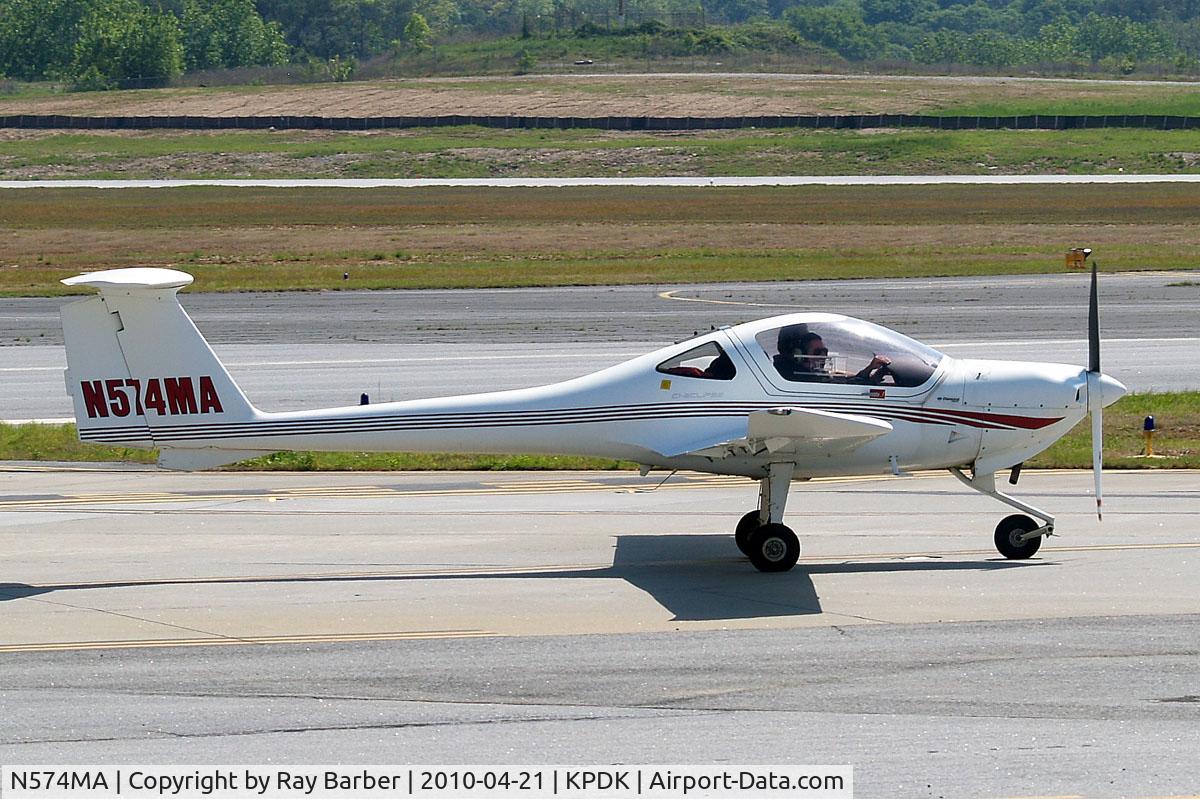 N574MA, 2004 Diamond DA-20C-1 Eclipse C/N C0274, Diamond DA.20C-1 Katana [C0274] Atlanta-Dekalb Peachtree~N 21/04/2010