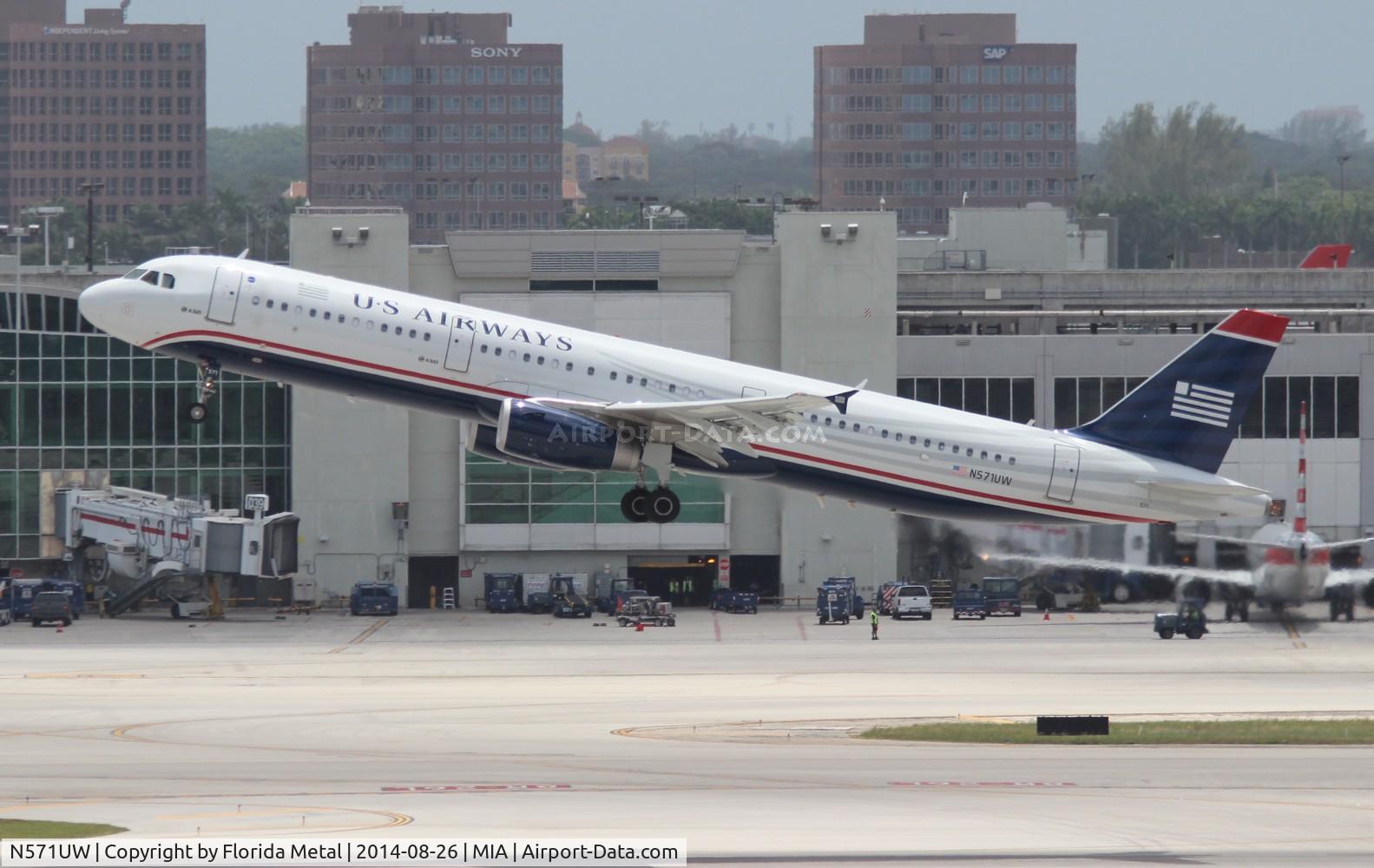 N571UW, 2013 Airbus A321-231 C/N 5800, USAirways