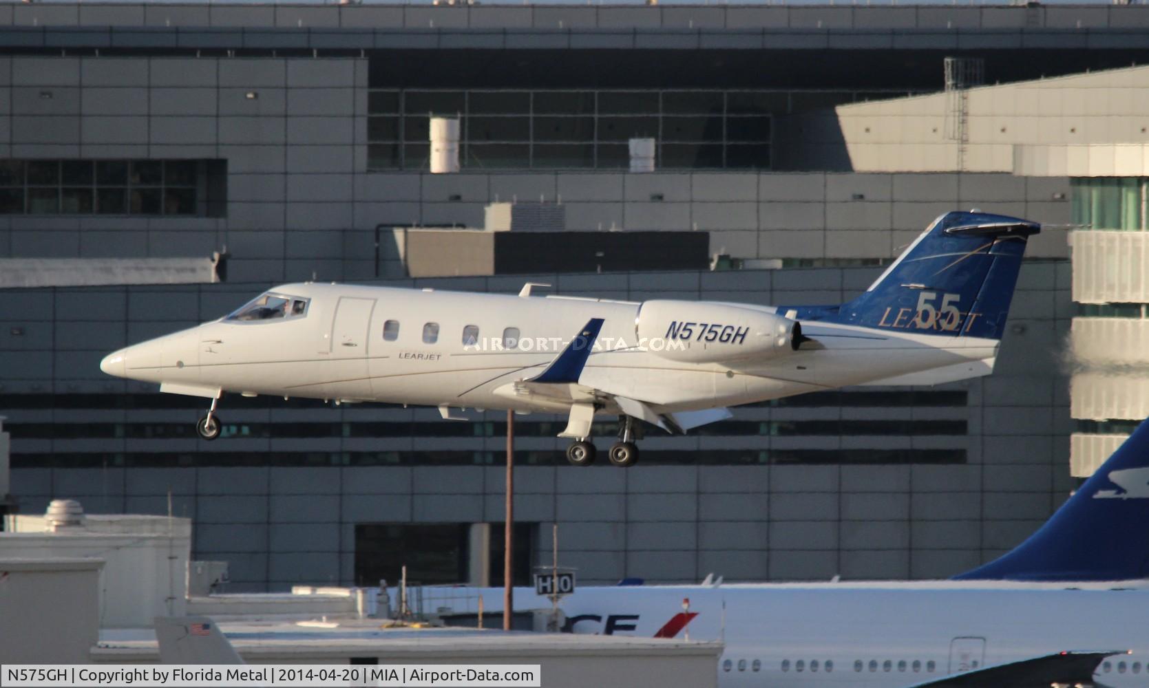 N575GH, 1982 Gates Learjet 55 C/N 042, Lear 55