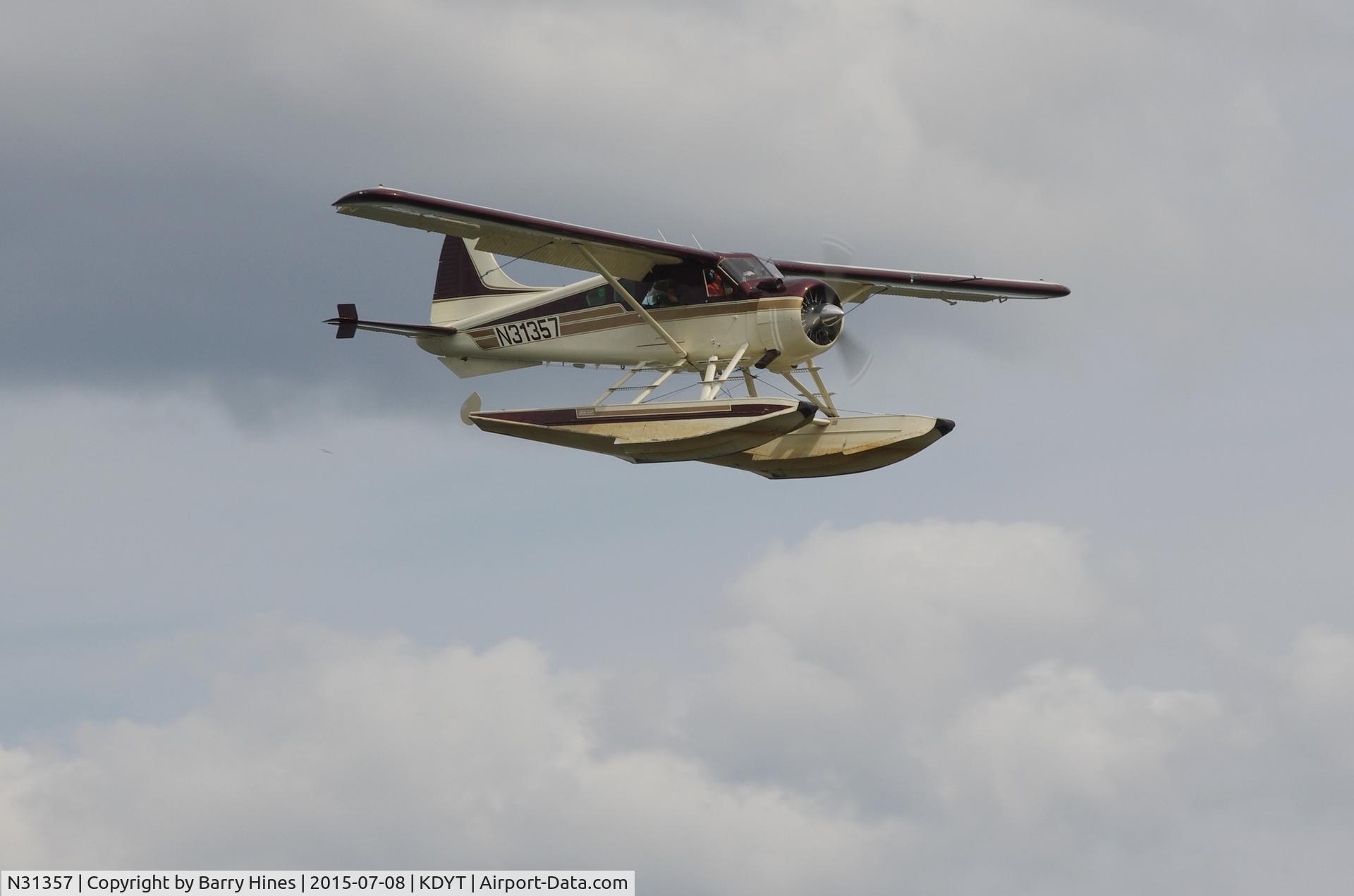 N31357, 1957 De Havilland Canada DHC-2 Beaver Mk.1 C/N 1126, On approach at Sky Harbor Airport, Duluth, MN