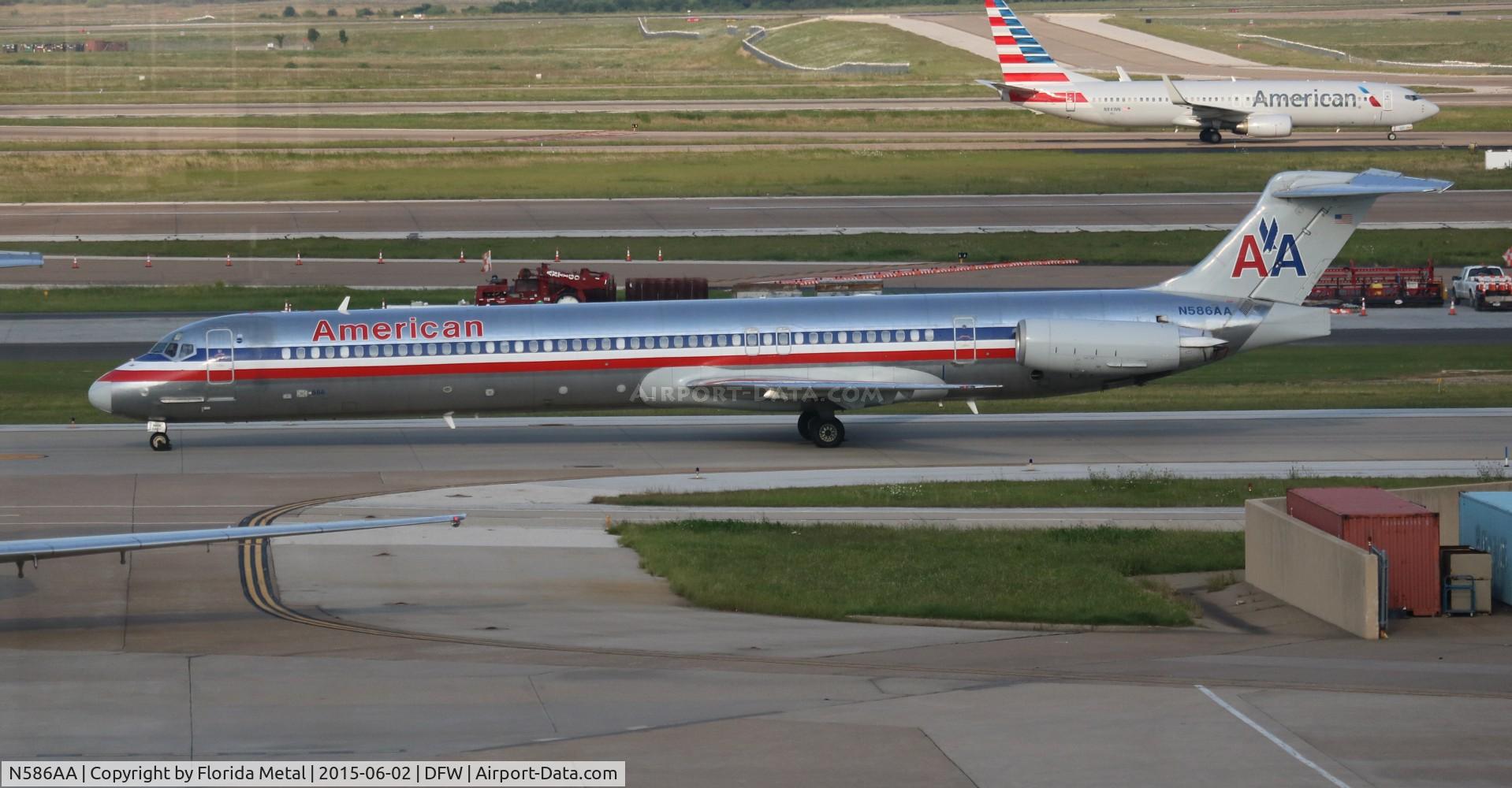 N586AA, 1991 McDonnell Douglas MD-82 (DC-9-82) C/N 53249, American