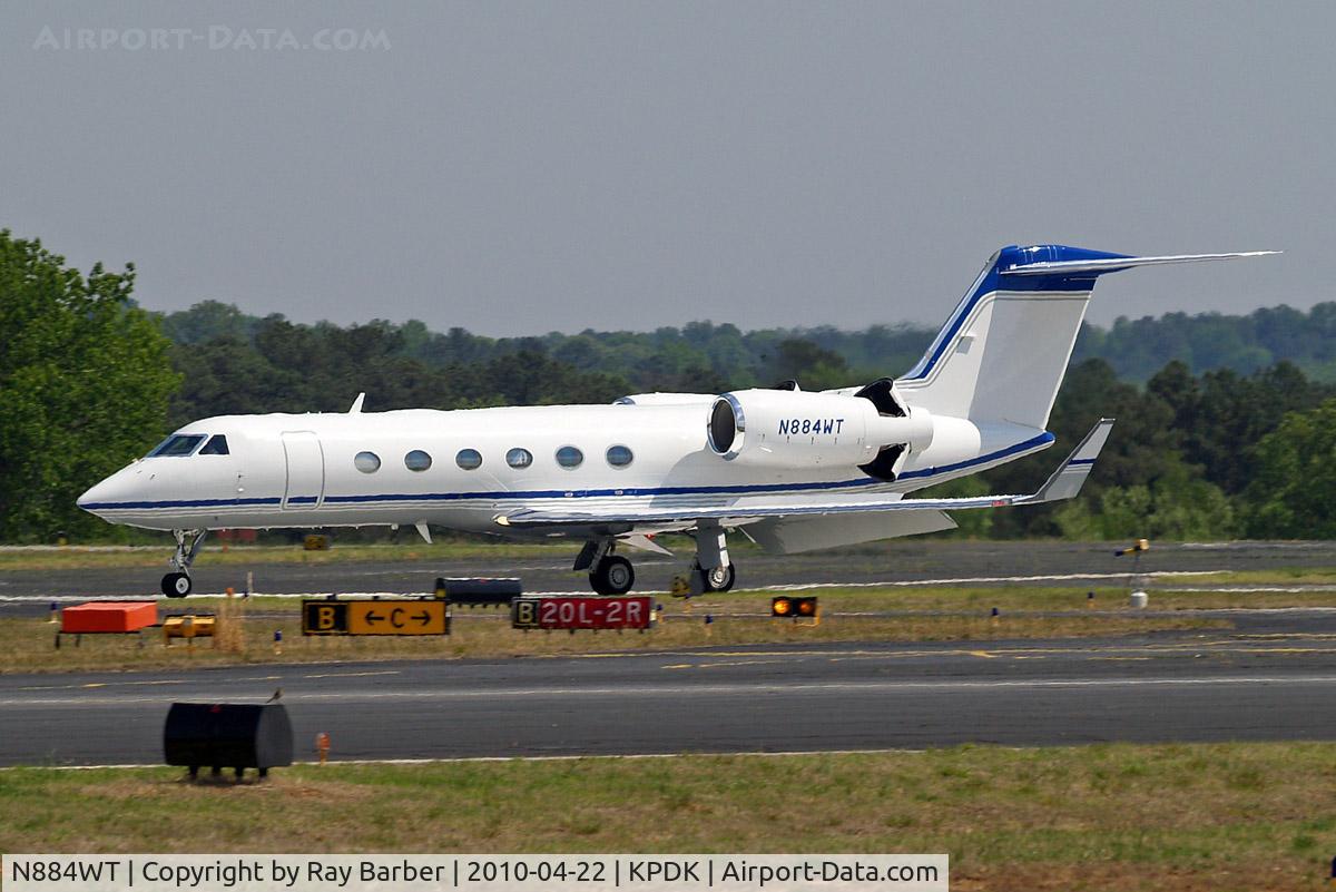 N884WT, 2008 Gulfstream Aerospace GIV-X (G450) C/N 4143, Gulfstream G450 [4143] Atlanta-Dekalb Peachtree~N 22/04/2010