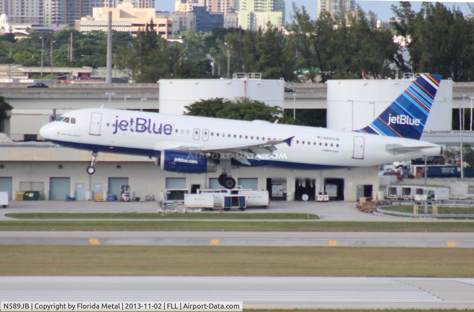 N589JB, 2004 Airbus A320-232 C/N 2215, Jet Blue