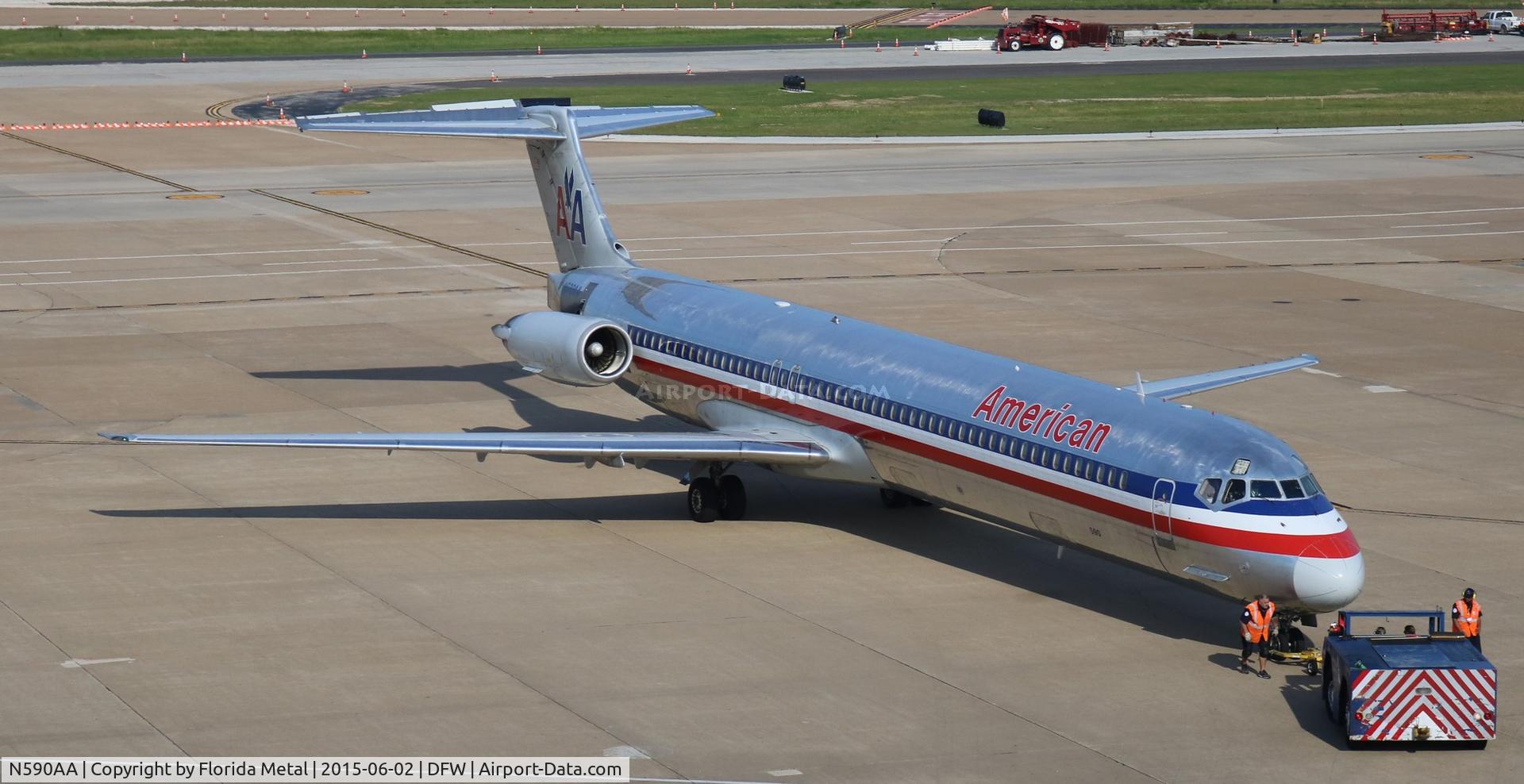 N590AA, 1991 McDonnell Douglas MD-83 (DC-9-83) C/N 53253, American