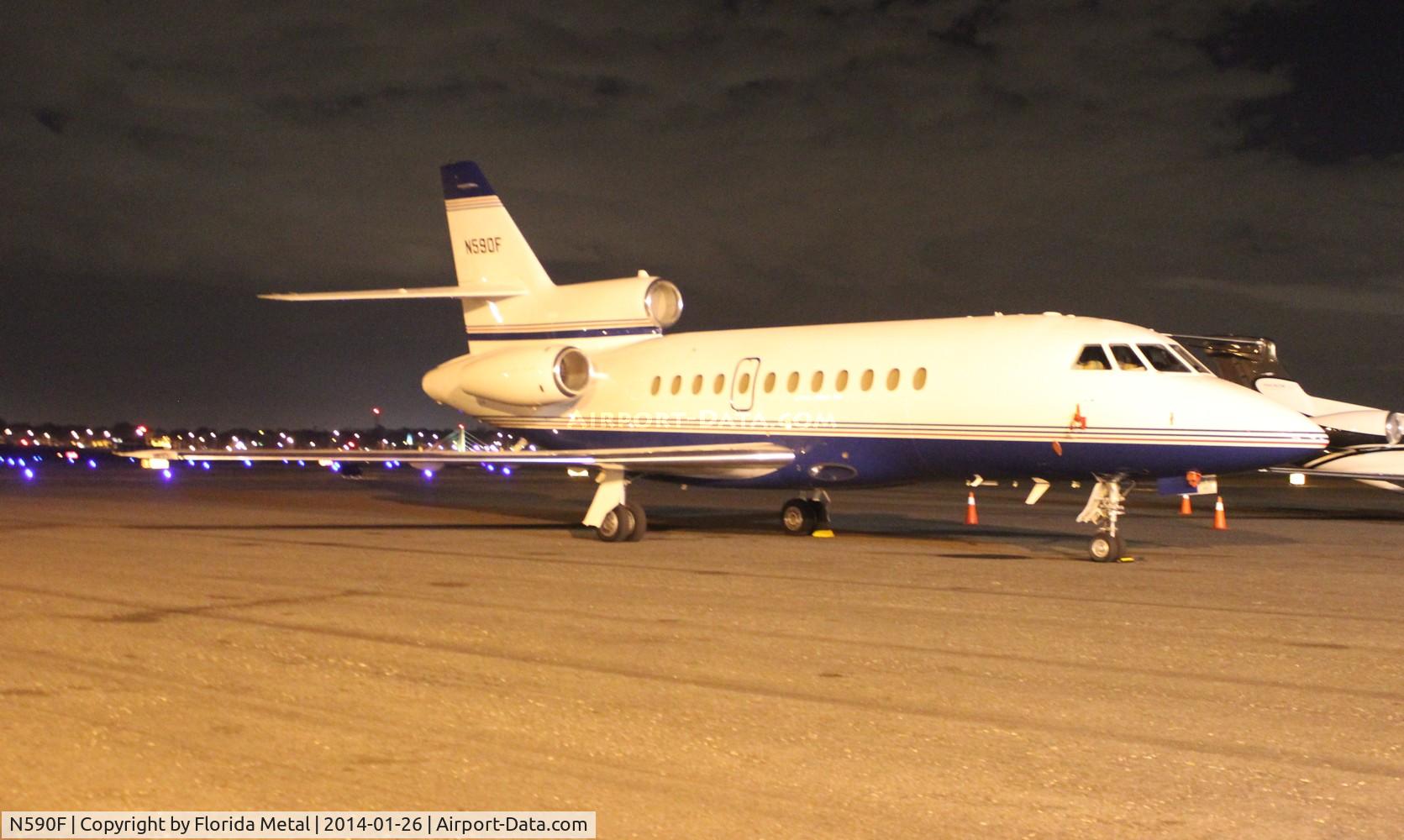 N590F, Dassault Falcon 900 C/N 98, Falcon 900