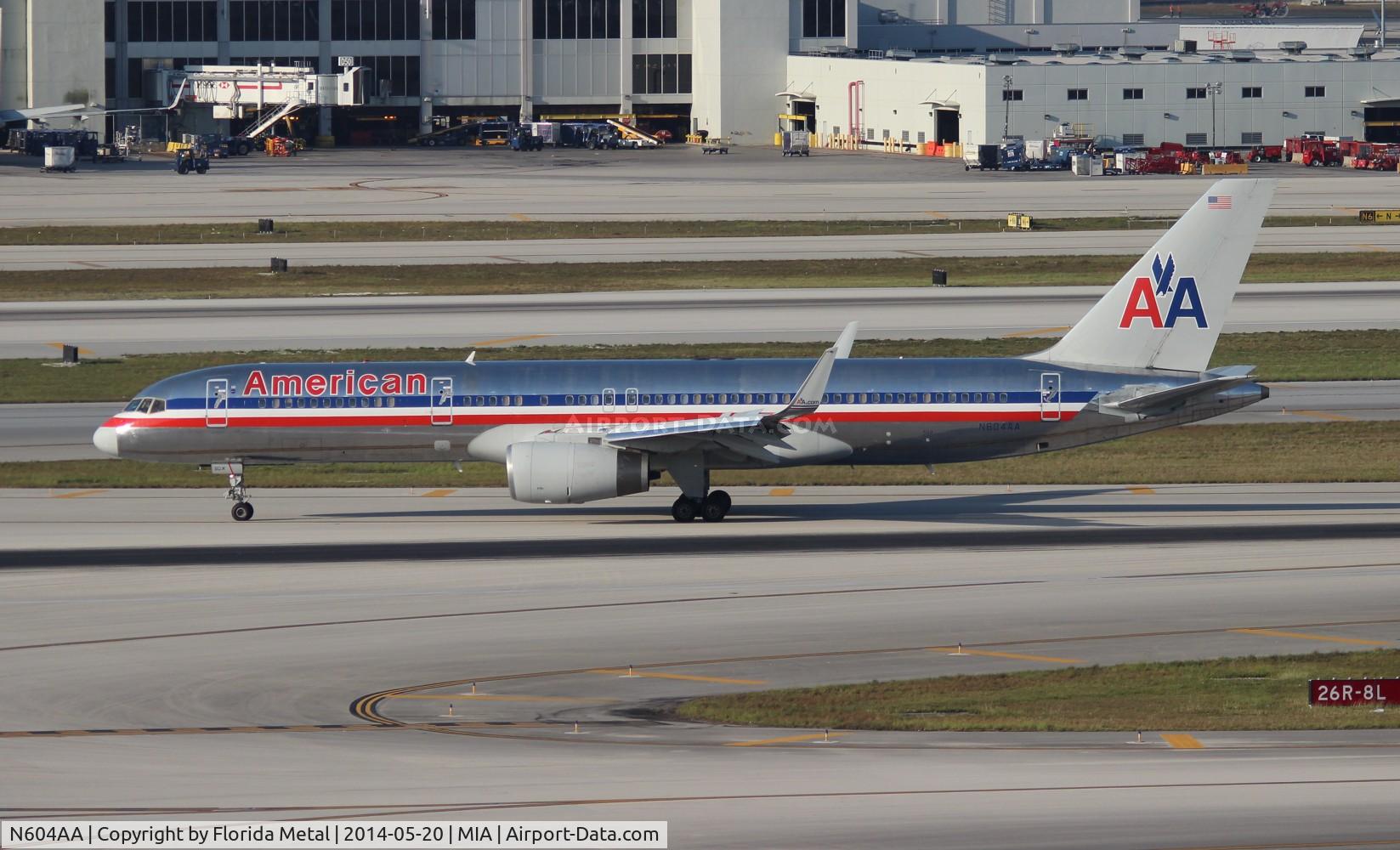 N604AA, 1995 Boeing 757-223 C/N 27055, American