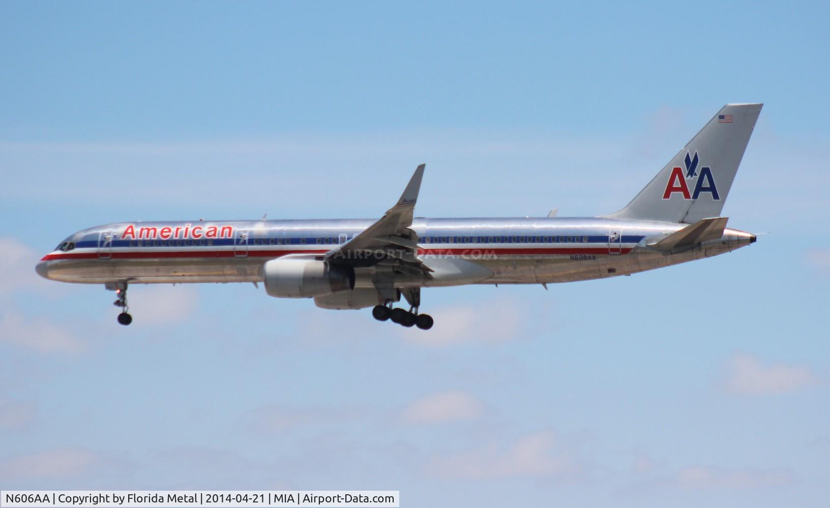 N606AA, 1996 Boeing 757-223 C/N 27057, American
